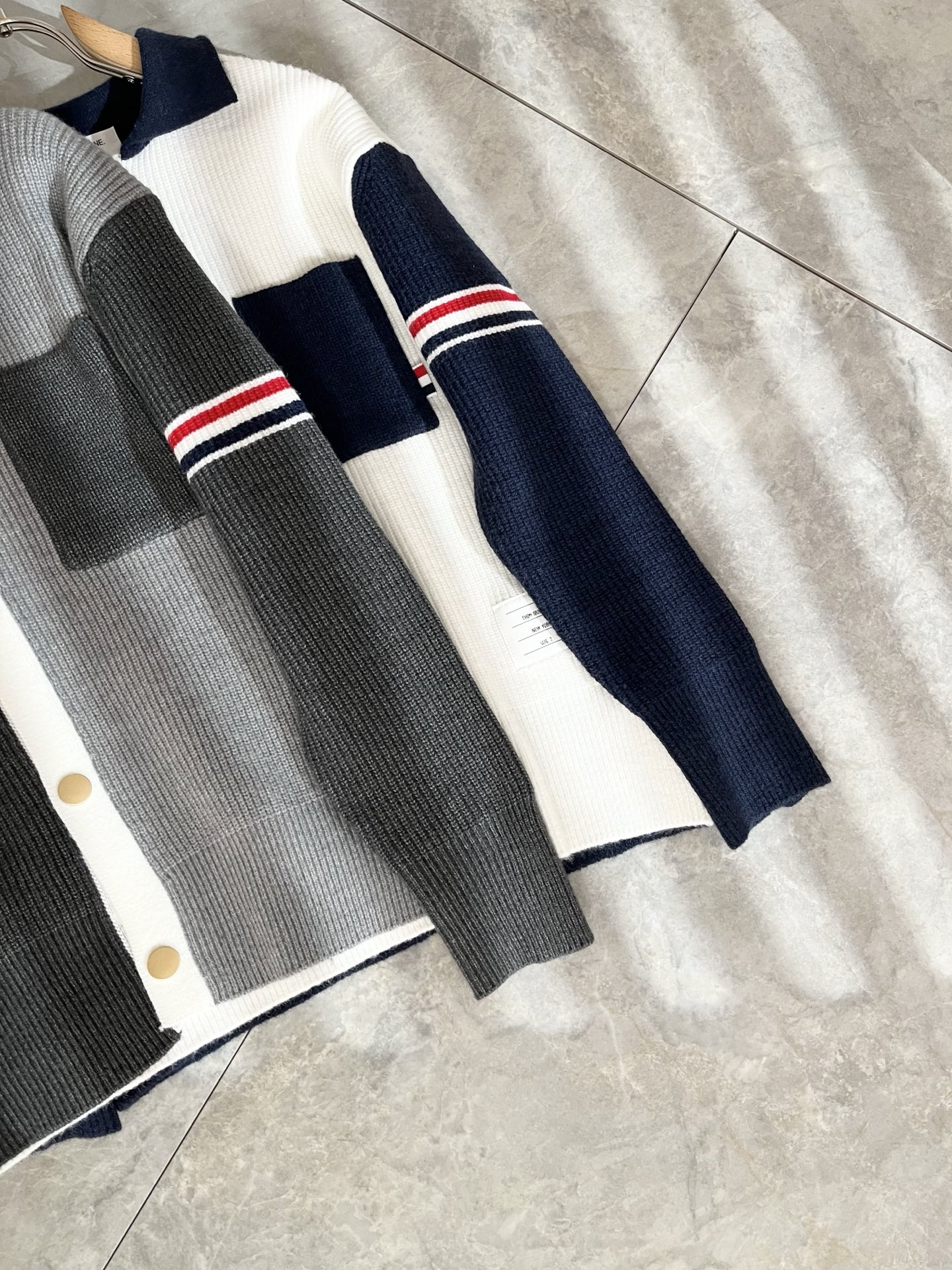 ThomBrow*e汤姆*朗2025秋冬新款男女同款👫针织羊毛衫，今年的专柜新品，男女同款👫超软羊毛面料