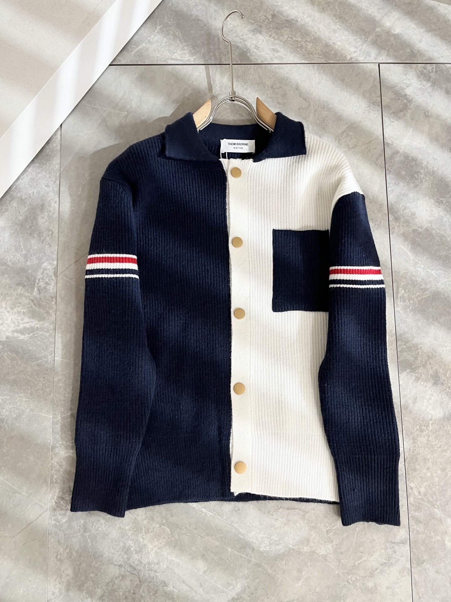 ThomBrow*e汤姆*朗2025秋冬新款男女同款👫针织羊毛衫，今年的专柜新品，男女同款👫超软羊毛面料