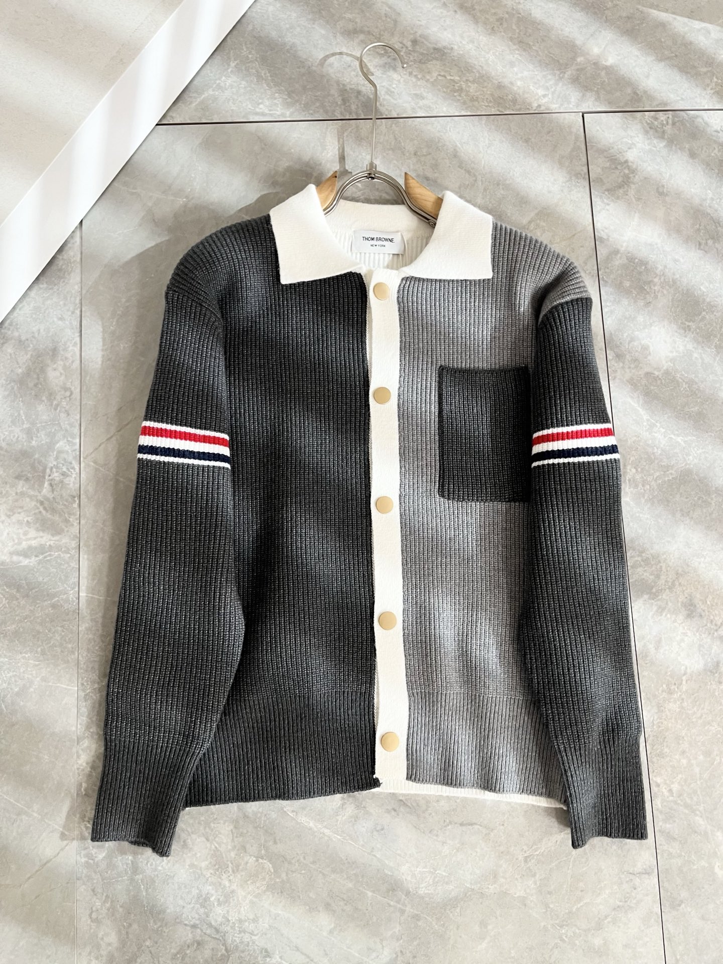 ThomBrow*e汤姆*朗2025秋冬新款男女同款👫针织羊毛衫，今年的专柜新品，男女同款👫超软羊毛面料