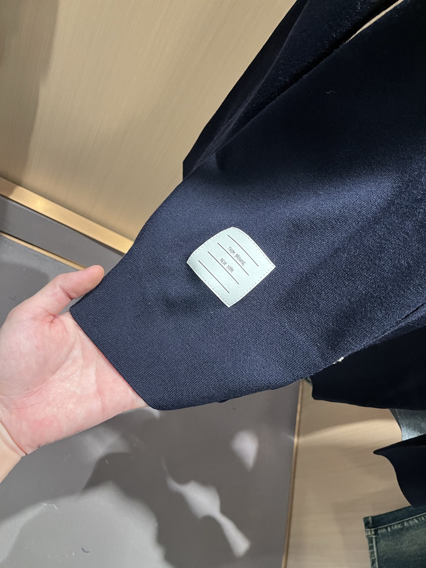 ThomBrow*e汤姆*朗2025秋冬新款男女同款👫针织羊毛开衫，今年的专柜新品，男女同款👫超软羊毛面