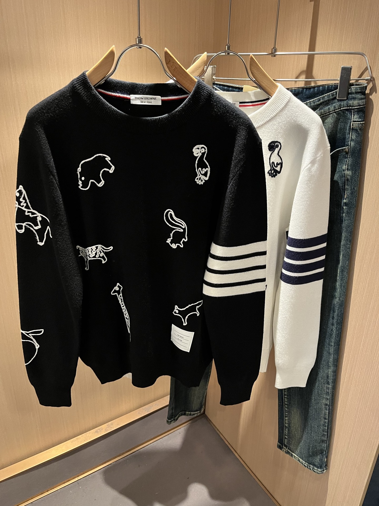 ThomBrow*e汤姆*朗2025秋冬新款男女同款👫针织羊毛衫，今年的专柜新品，男女同款👫超软羊毛面料