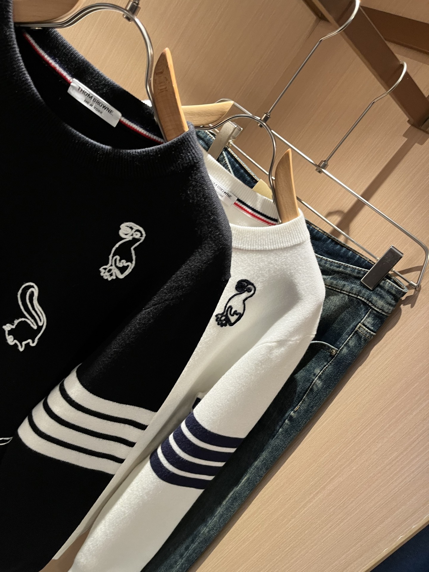 ThomBrow*e汤姆*朗2025秋冬新款男女同款👫针织羊毛衫，今年的专柜新品，男女同款👫超软羊毛面料