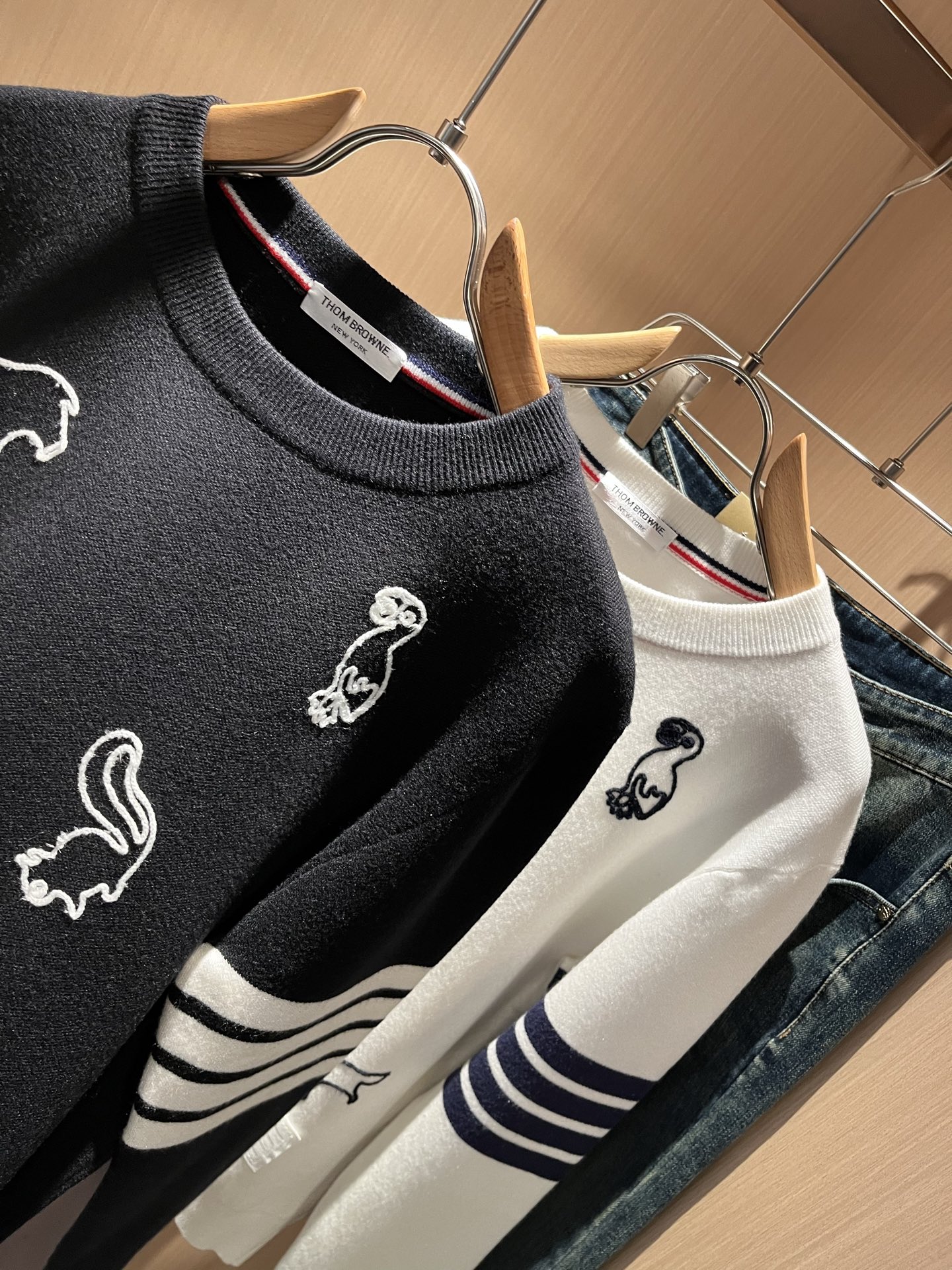 ThomBrow*e汤姆*朗2025秋冬新款男女同款👫针织羊毛衫，今年的专柜新品，男女同款👫超软羊毛面料