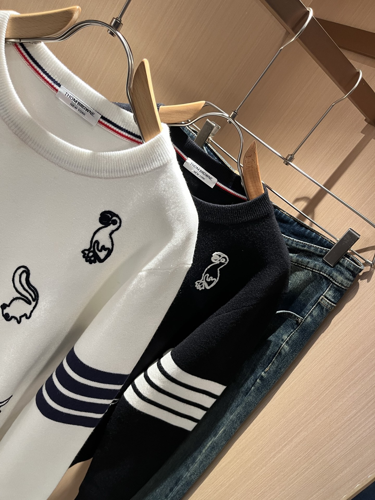 ThomBrow*e汤姆*朗2025秋冬新款男女同款👫针织羊毛衫，今年的专柜新品，男女同款👫超软羊毛面料