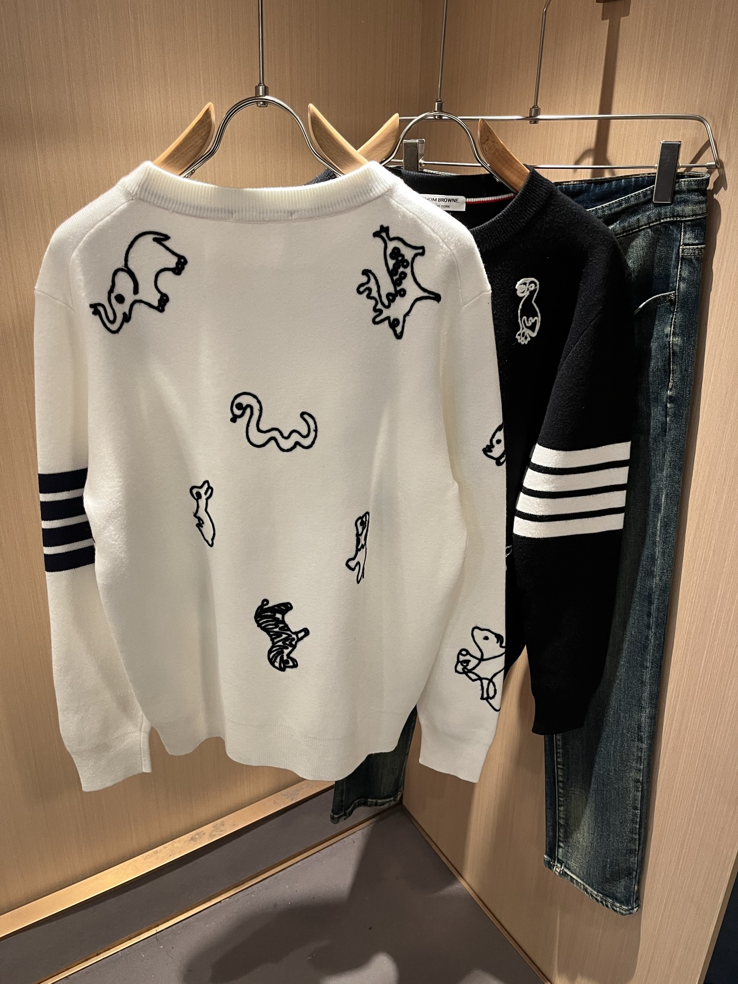 ThomBrow*e汤姆*朗2025秋冬新款男女同款👫针织羊毛衫，今年的专柜新品，男女同款👫超软羊毛面料