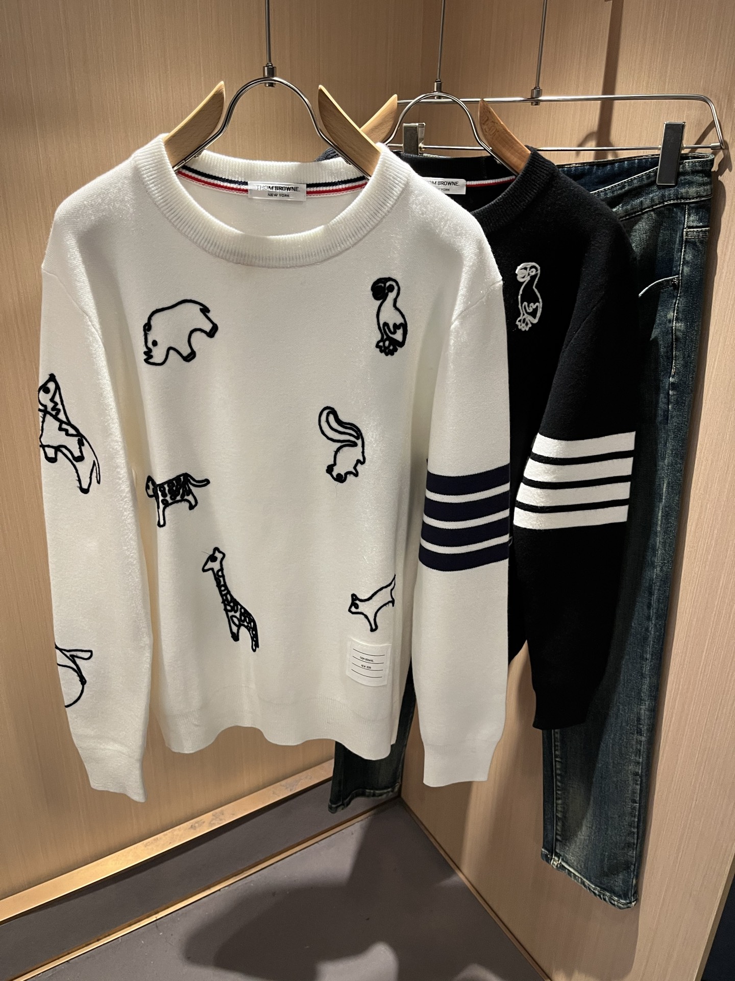 ThomBrow*e汤姆*朗2025秋冬新款男女同款👫针织羊毛衫，今年的专柜新品，男女同款👫超软羊毛面料