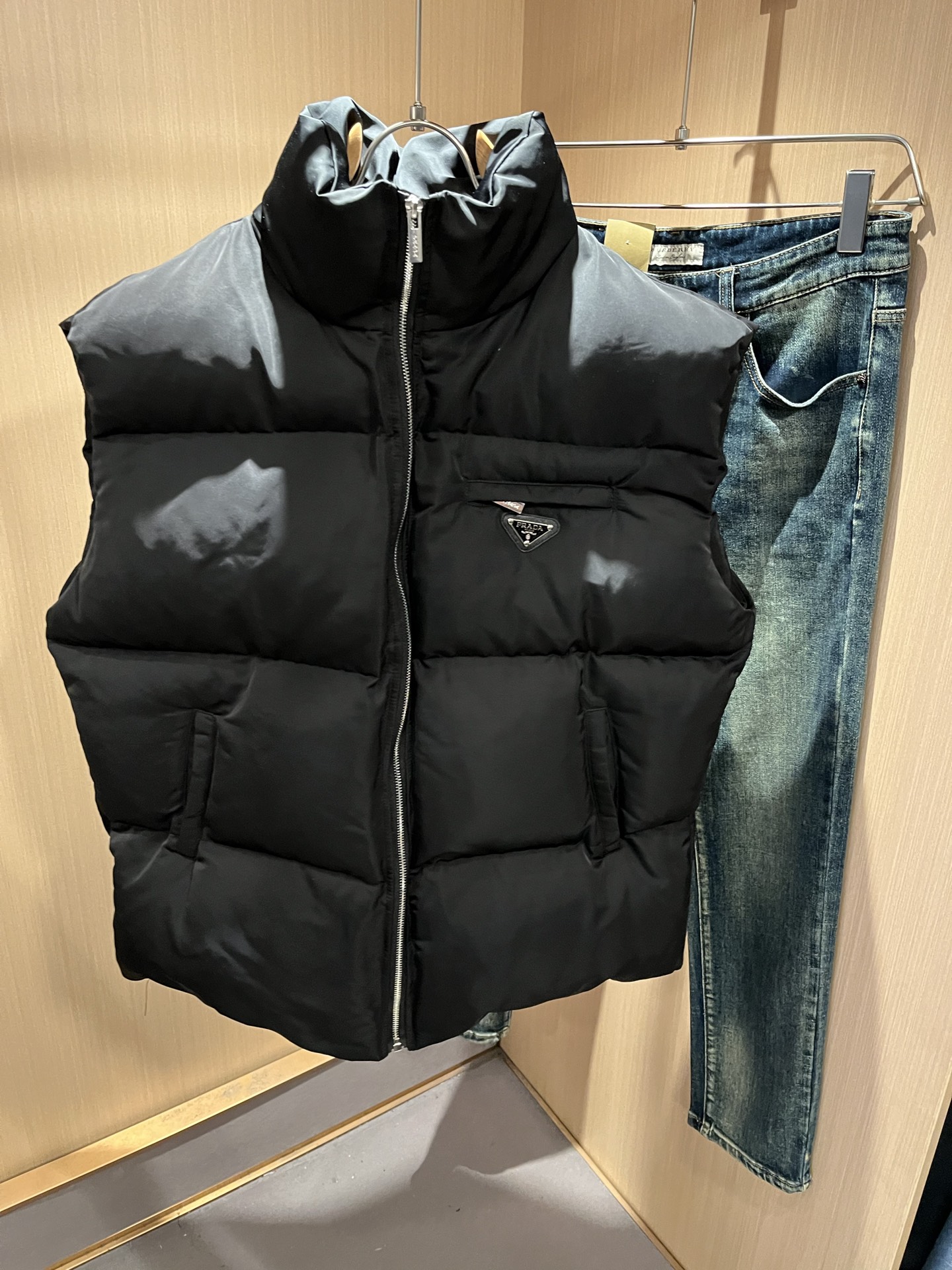 PRAD*A普*达2025秋冬休闲棉服马甲外套，最新时尚休闲拉链夹克，时尚夹克外套!贸易公司渠道稀出，同