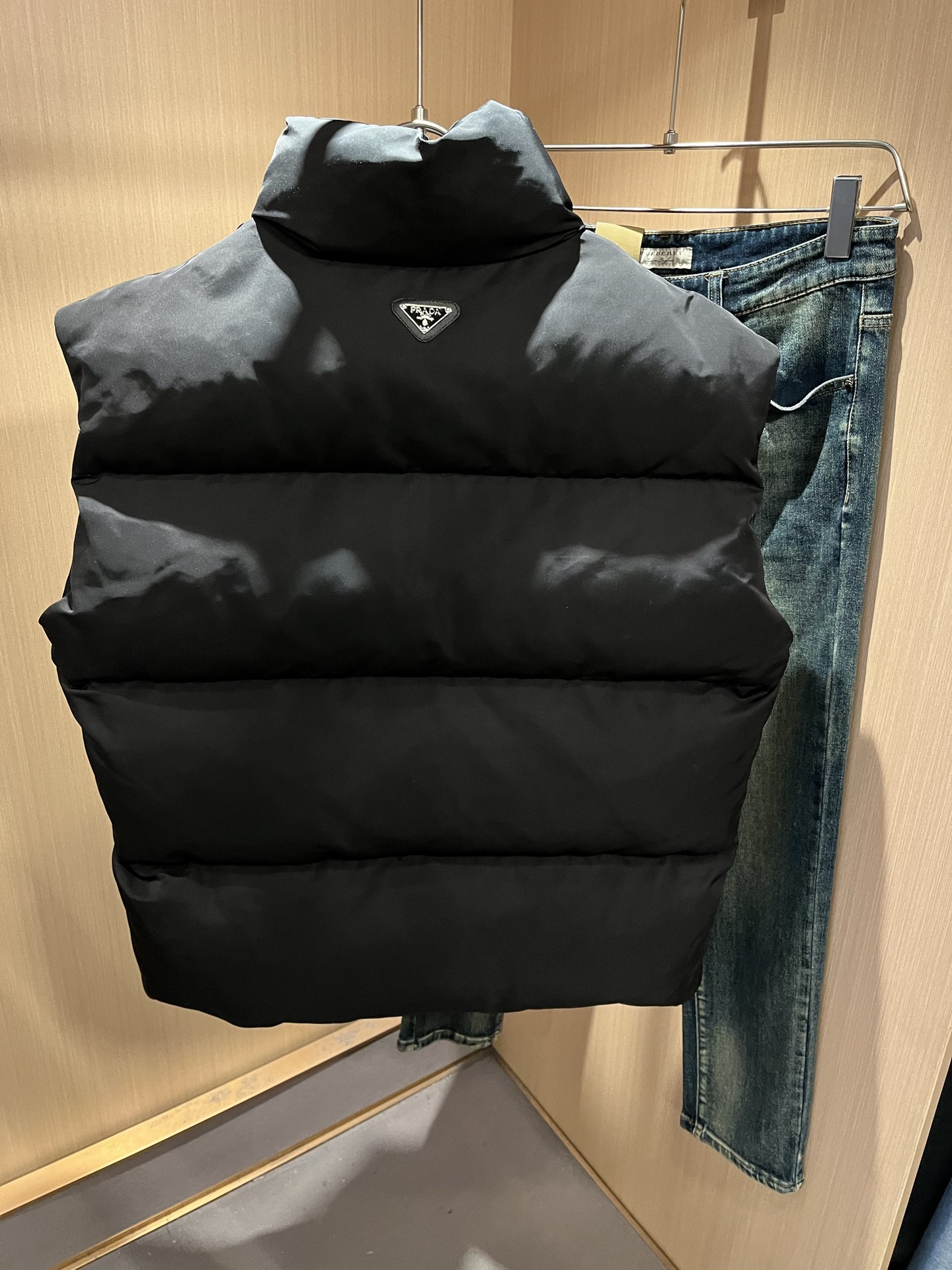 PRAD*A普*达2025秋冬休闲棉服马甲外套，最新时尚休闲拉链夹克，时尚夹克外套!贸易公司渠道稀出，同