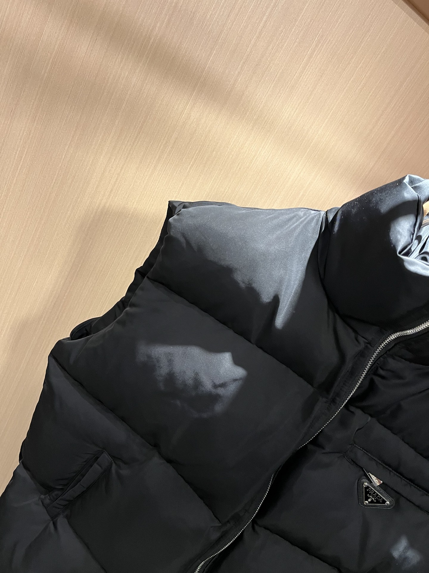 PRAD*A普*达2025秋冬休闲棉服马甲外套，最新时尚休闲拉链夹克，时尚夹克外套!贸易公司渠道稀出，同