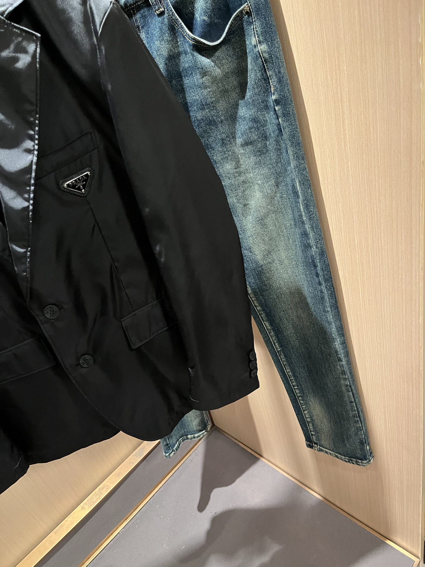 PRAD*A普*达 2025秋冬休闲西服夹克外套，最新时尚休闲西服套装，贸易公司渠道稀出，同步官网发售，