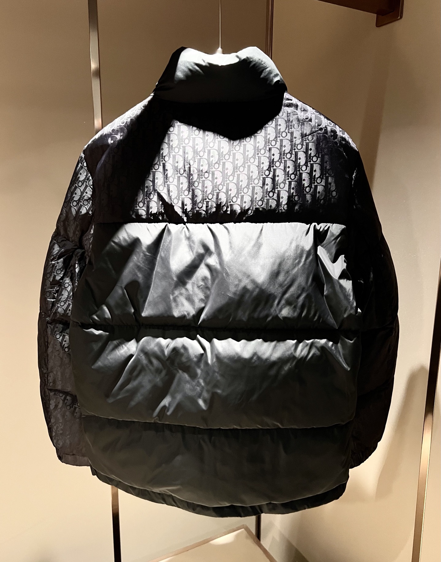 Dio*r迪*奥2025秋冬男女同款👫休闲羽绒服夹克外套，最新时尚休闲夹克，贸易公司渠道稀出，同步官网发