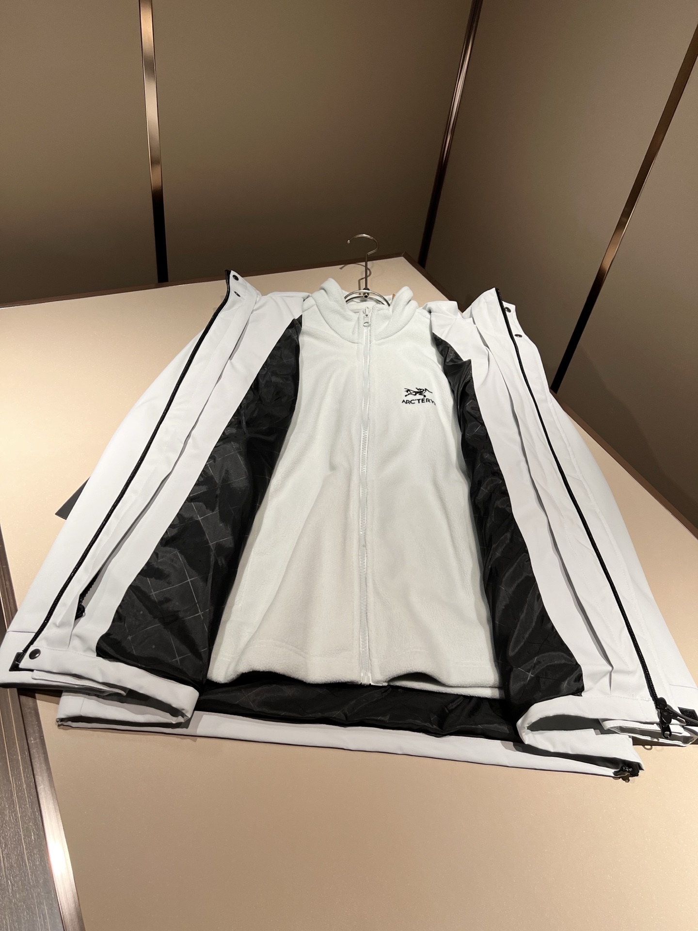 ARCTER*X始*祖鸟 ⚠️两件套！2025秋冬新款男士冲锋衣夹克外套，⚠️内胆摇粒绒拆卸一两穿！户外