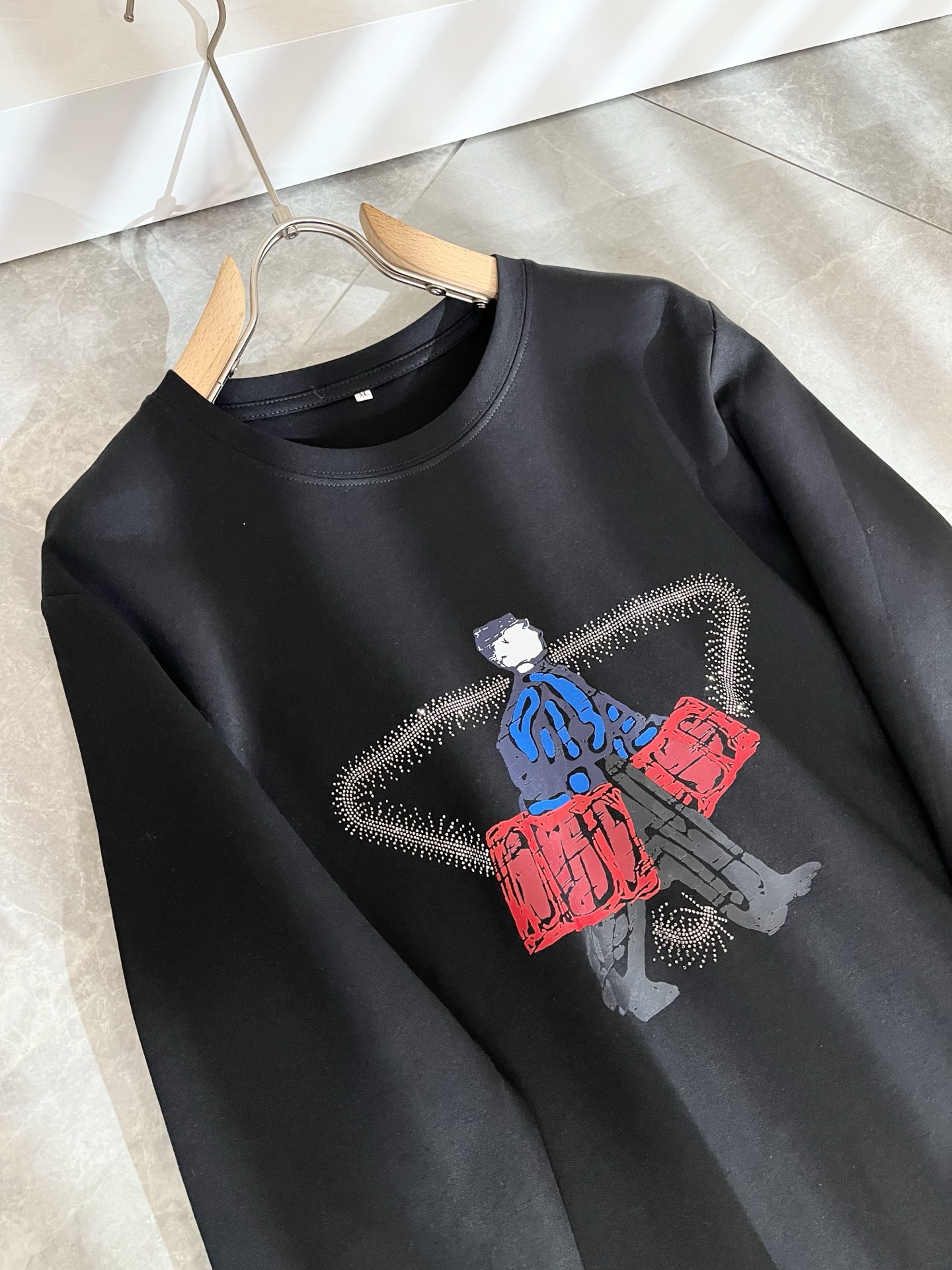 PRAD*A普*达2025秋冬新款男士长袖打底衫，最新款全网独家首上！！~既经典有时尚百搭，谁不爱啊，将