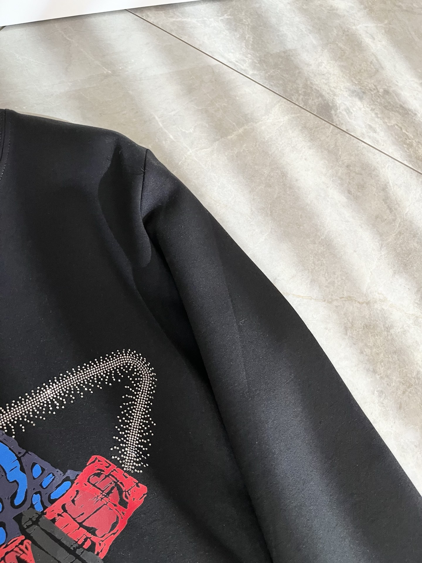 PRAD*A普*达2025秋冬新款男士长袖打底衫，最新款全网独家首上！！~既经典有时尚百搭，谁不爱啊，将