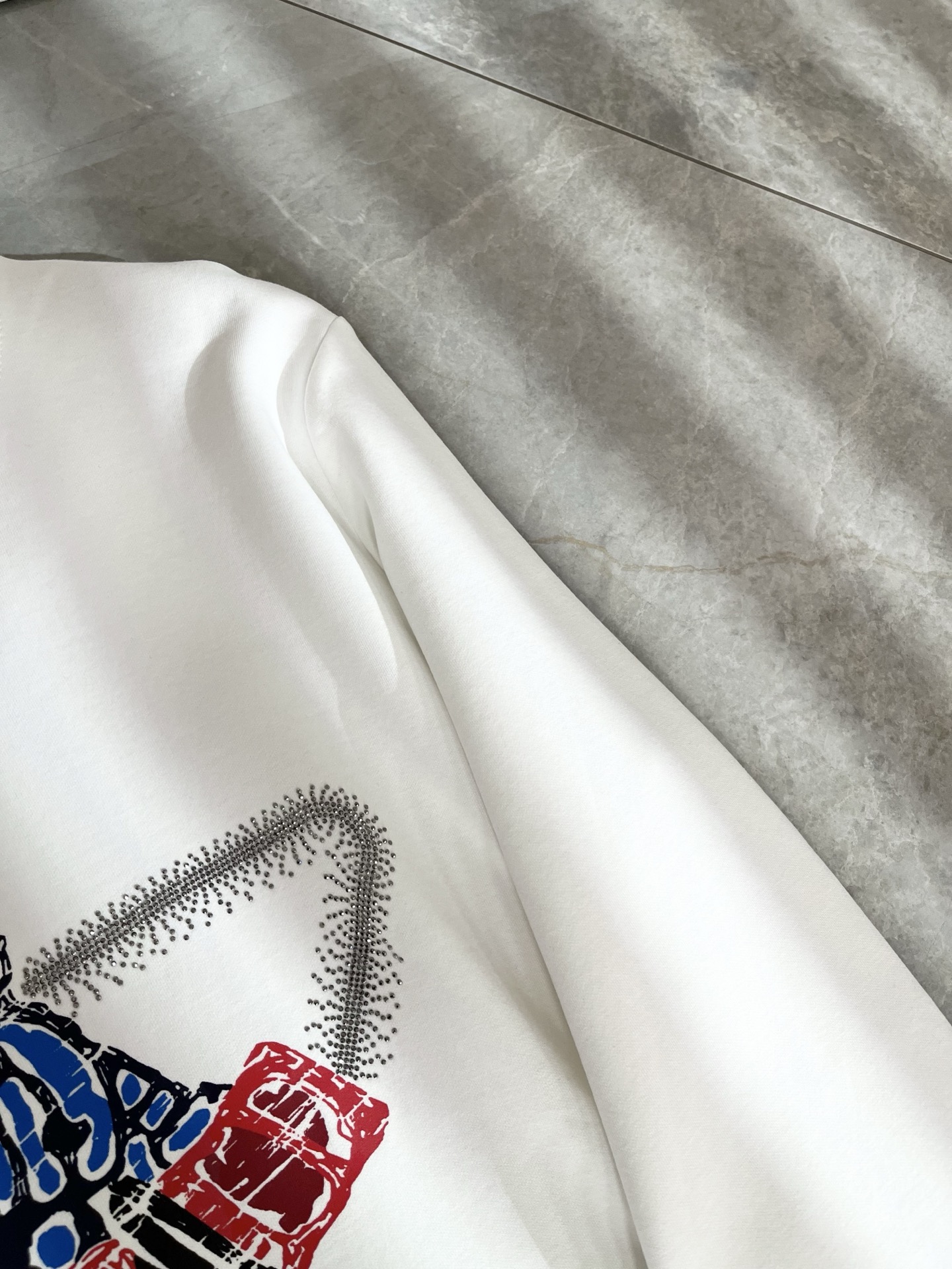 PRAD*A普*达2025秋冬新款男士长袖打底衫，最新款全网独家首上！！~既经典有时尚百搭，谁不爱啊，将