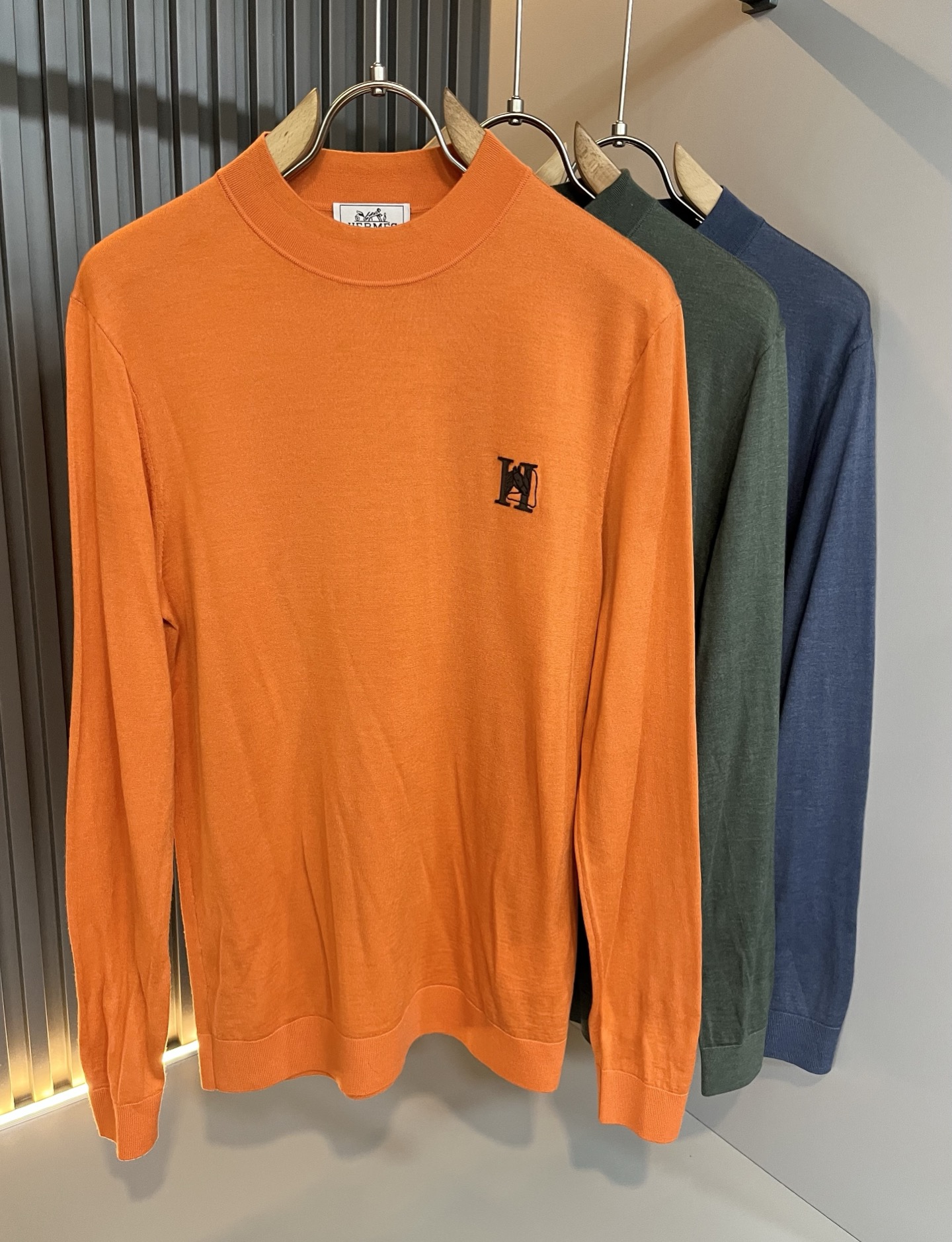 Her*mes爱*仕2025秋冬新款男士针织羊毛衫，全新升级百搭基础款，低调奢华，品格之选！甄选优质精选