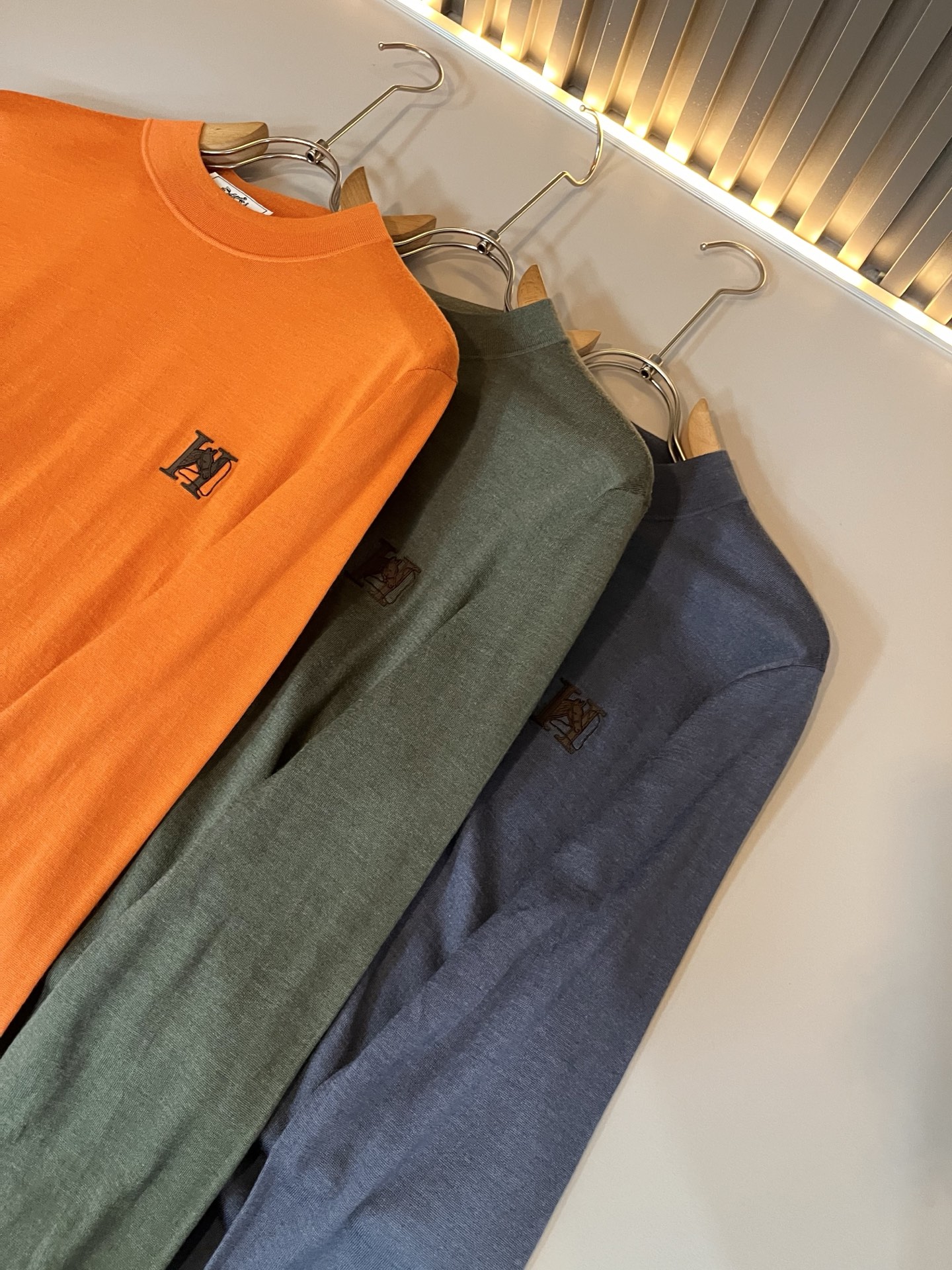 Her*mes爱*仕2025秋冬新款男士针织羊毛衫，全新升级百搭基础款，低调奢华，品格之选！甄选优质精选