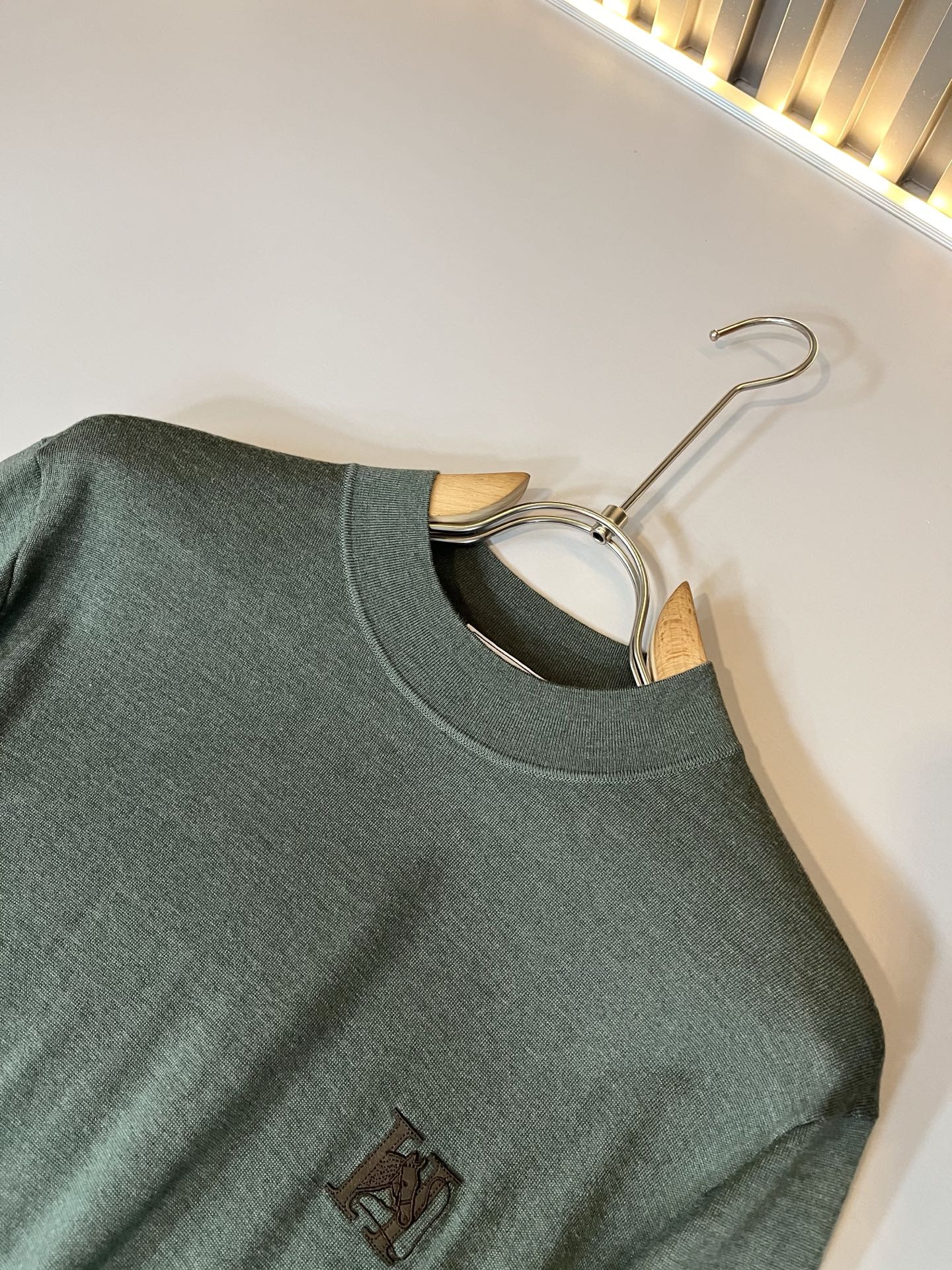 Her*mes爱*仕2025秋冬新款男士针织羊毛衫，全新升级百搭基础款，低调奢华，品格之选！甄选优质精选