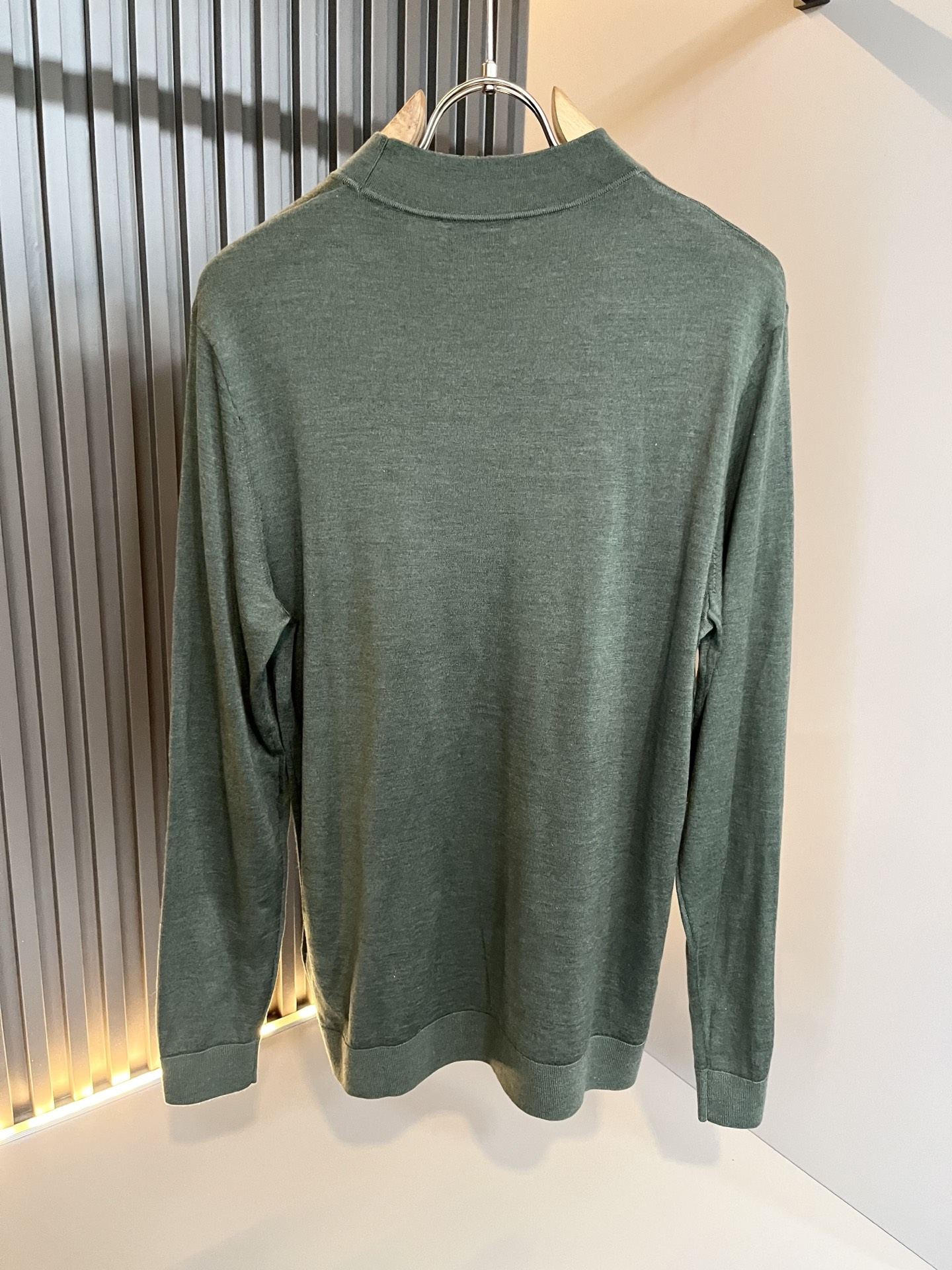 Her*mes爱*仕2025秋冬新款男士针织羊毛衫，全新升级百搭基础款，低调奢华，品格之选！甄选优质精选