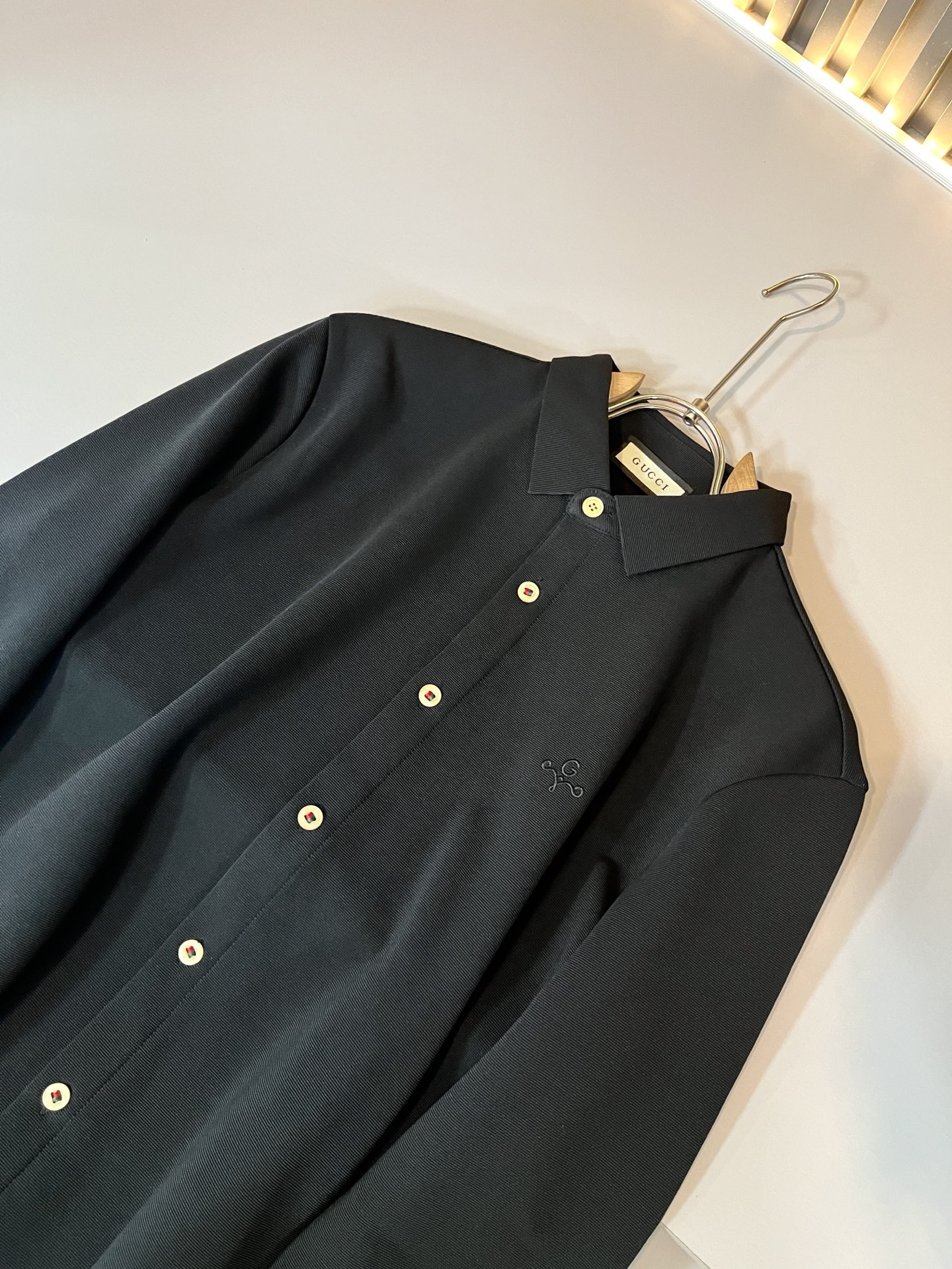 GUC*I 古家 2025秋季新款男士长袖衬衣，贸易公司渠道稀出，同步官网发售！G家系列情侣上线，胸前l