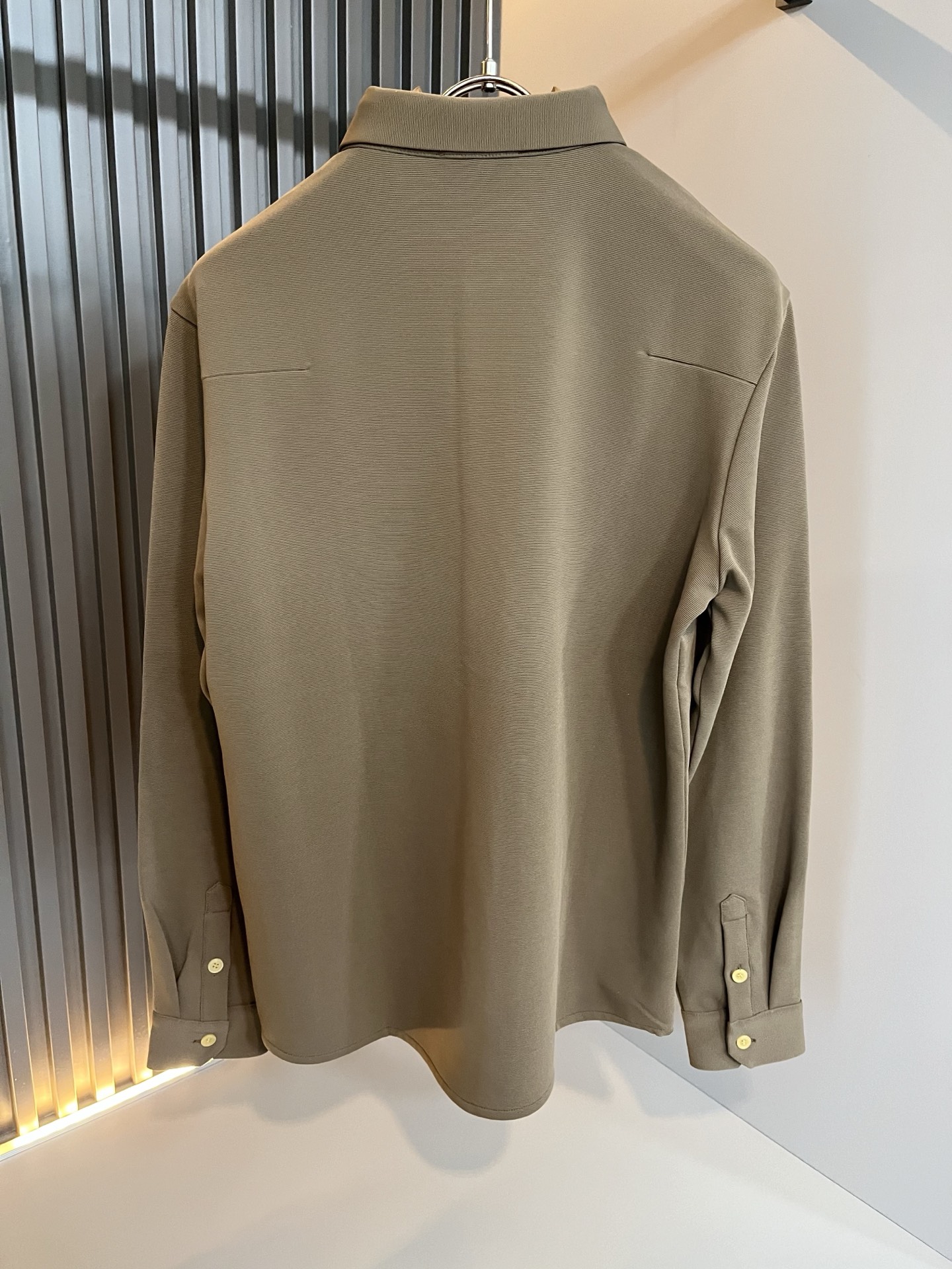 GUC*I 古家 2025秋季新款男士长袖衬衣，贸易公司渠道稀出，同步官网发售！G家系列情侣上线，胸前l