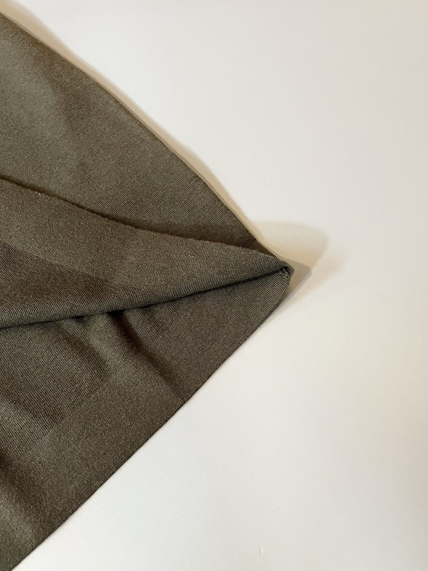 Her*mes爱*仕2025秋冬新款男士针织羊毛衫，全新升级百搭基础款，低调奢华，品格之选！甄选优质精选