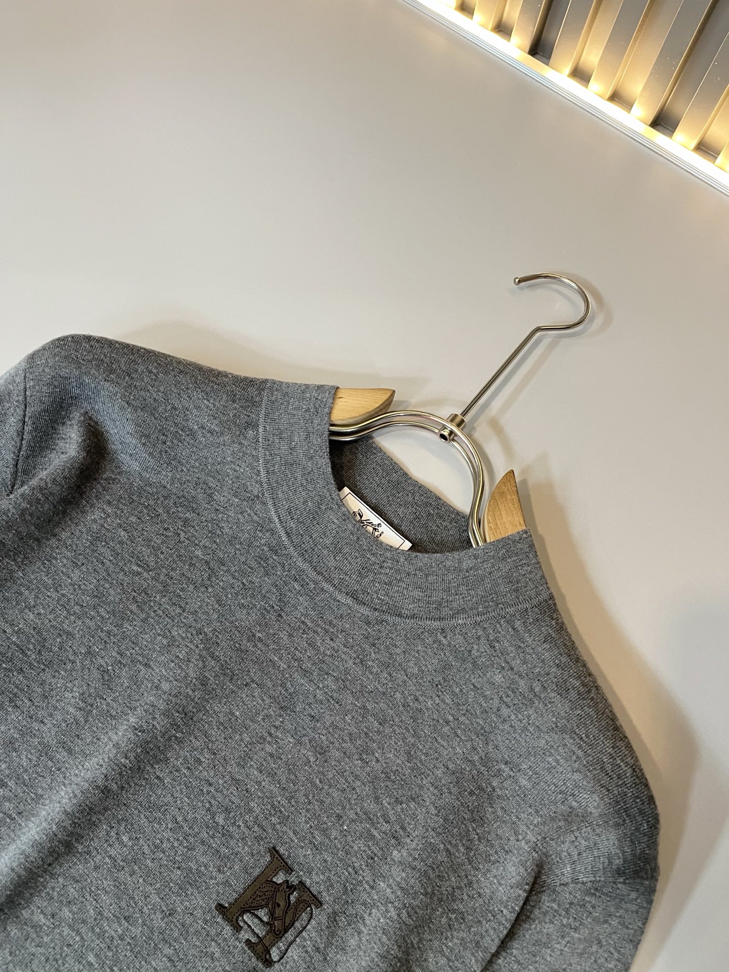 Her*mes爱*仕2025秋冬新款男士针织羊毛衫，全新升级百搭基础款，低调奢华，品格之选！甄选优质精选