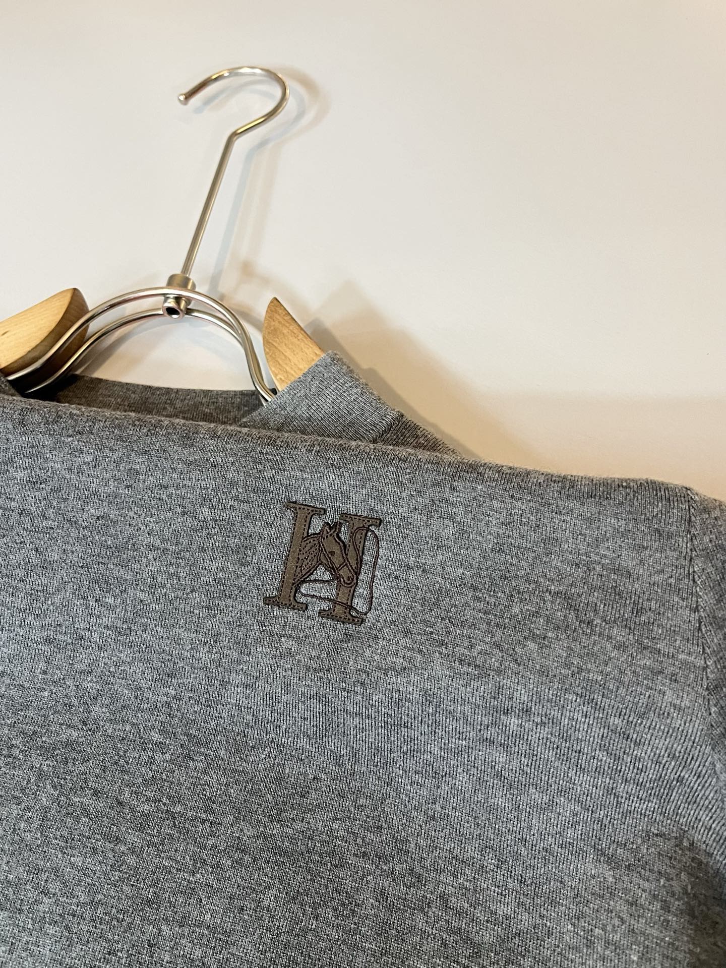 Her*mes爱*仕2025秋冬新款男士针织羊毛衫，全新升级百搭基础款，低调奢华，品格之选！甄选优质精选