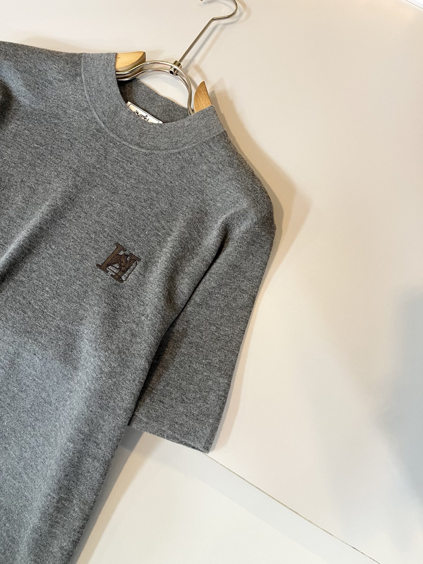 Her*mes爱*仕2025秋冬新款男士针织羊毛衫，全新升级百搭基础款，低调奢华，品格之选！甄选优质精选