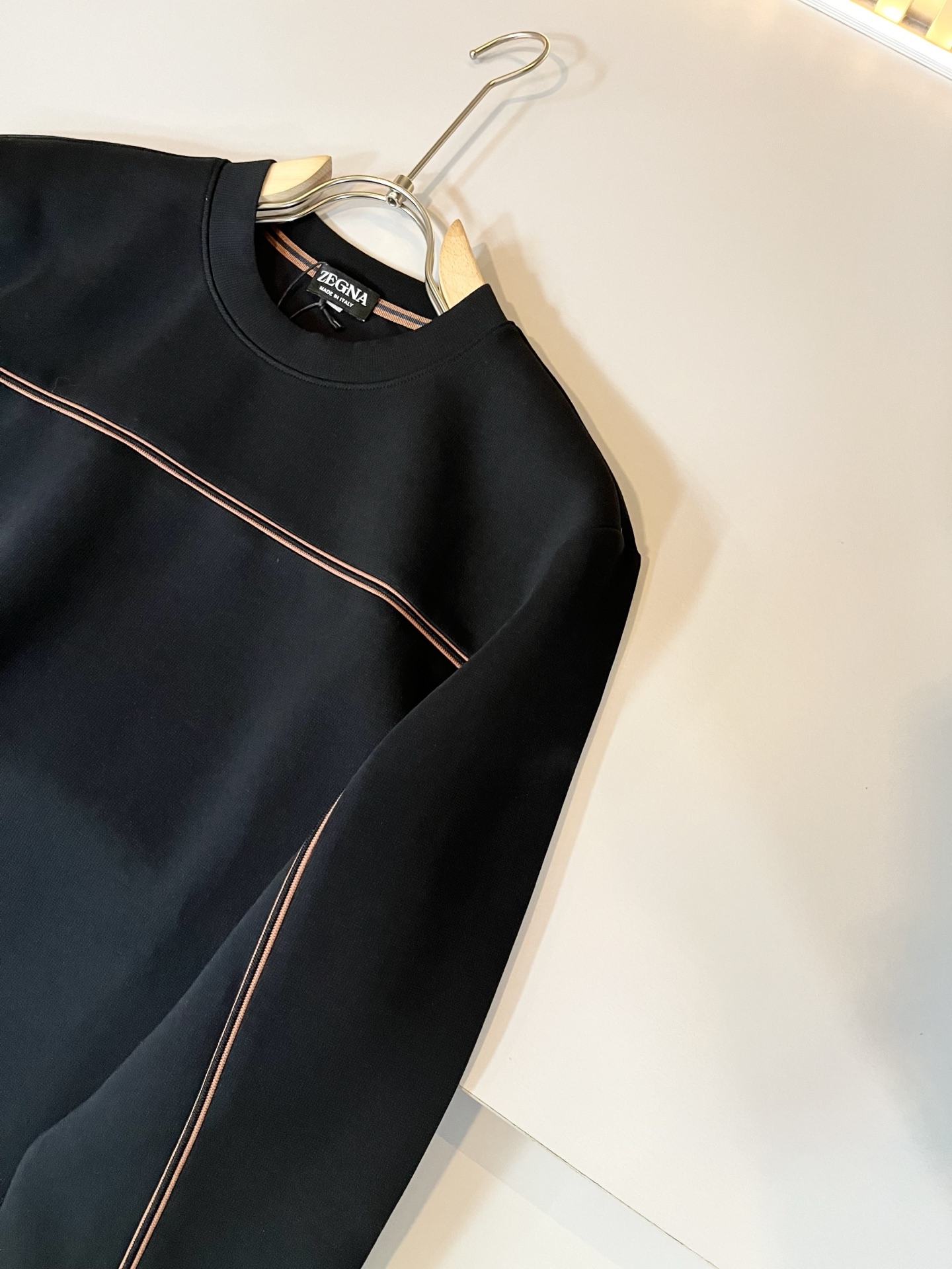 Ermenegildo Zeg*a杰*亚 2025秋冬新款男士休闲卫衣，压轴的渠道货出现了！！柜台同步销