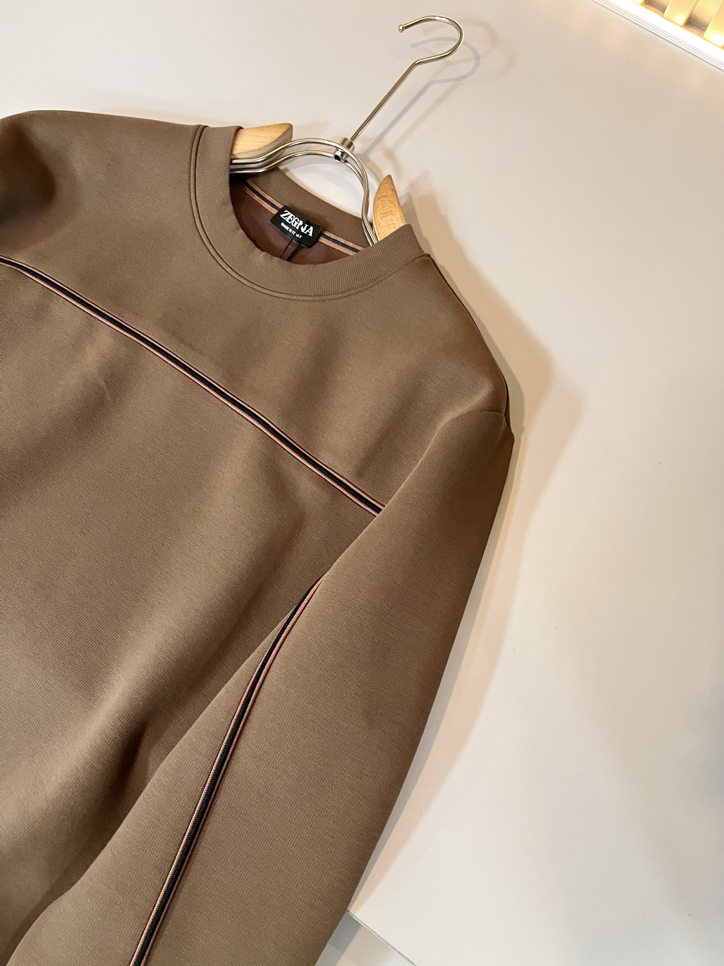 Ermenegildo Zeg*a杰*亚 2025秋冬新款男士休闲卫衣，压轴的渠道货出现了！！柜台同步销