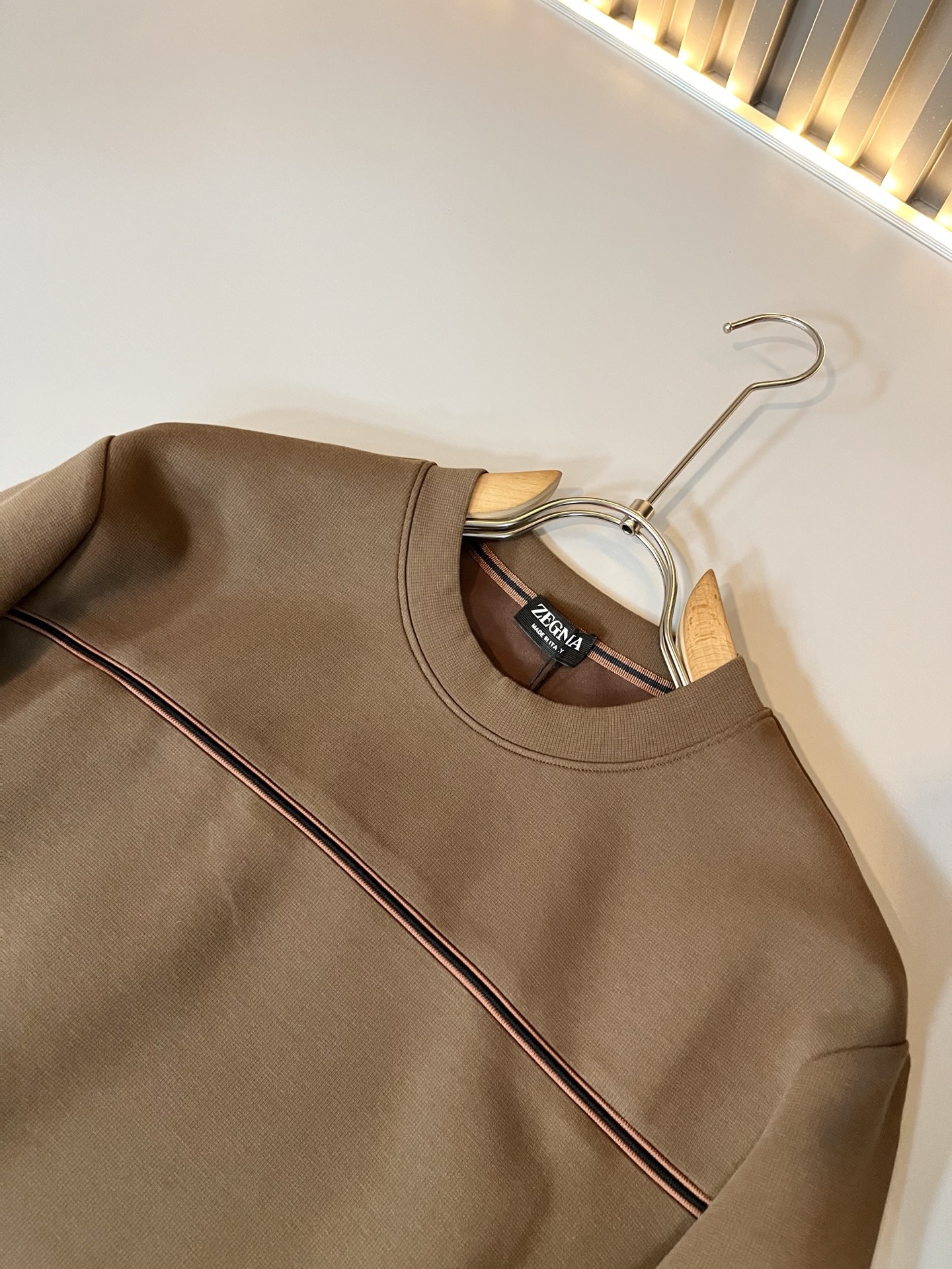 Ermenegildo Zeg*a杰*亚 2025秋冬新款男士休闲卫衣，压轴的渠道货出现了！！柜台同步销