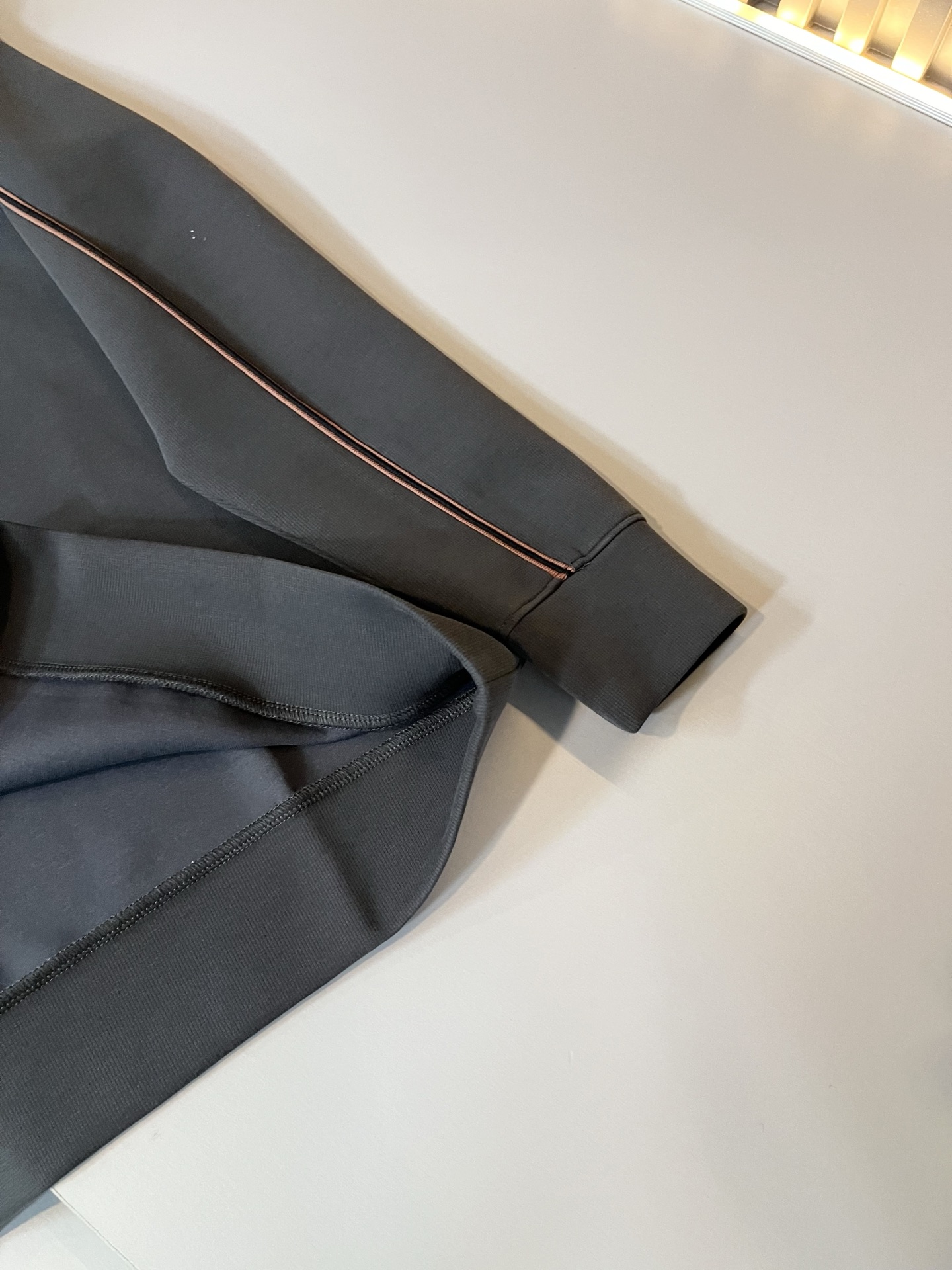 Ermenegildo Zeg*a杰*亚 2025秋冬新款男士休闲卫衣，压轴的渠道货出现了！！柜台同步销