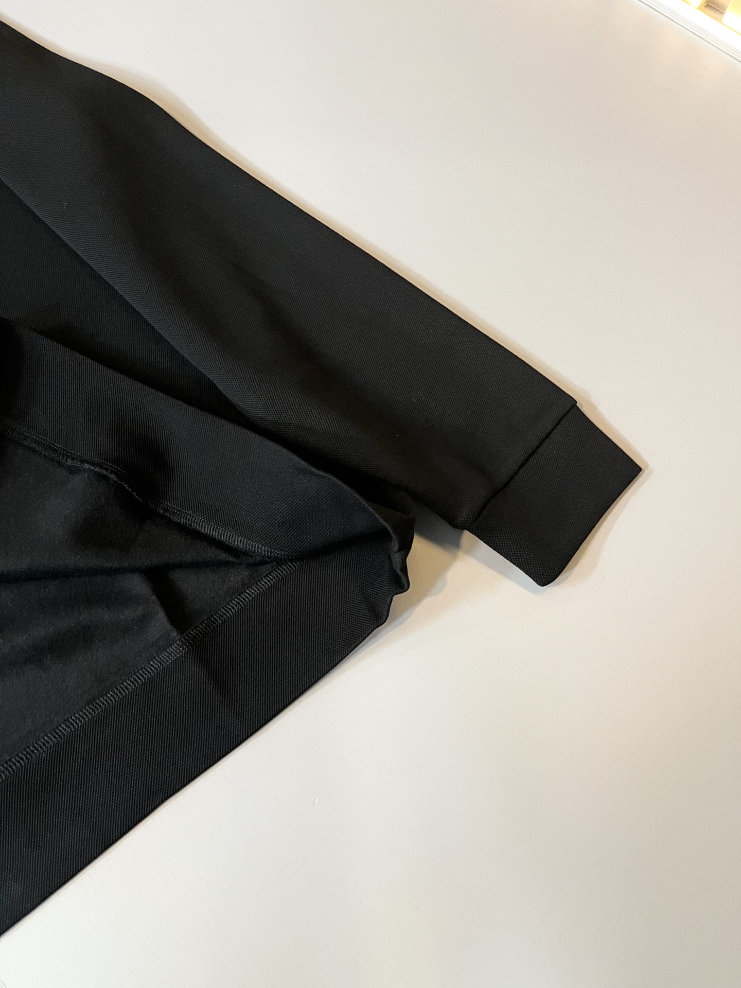 Ferraga*mo菲拉*慕 2025秋冬新款Polo衫，采用进口专属珠地棉面料！！简单菲拉*慕LOGO