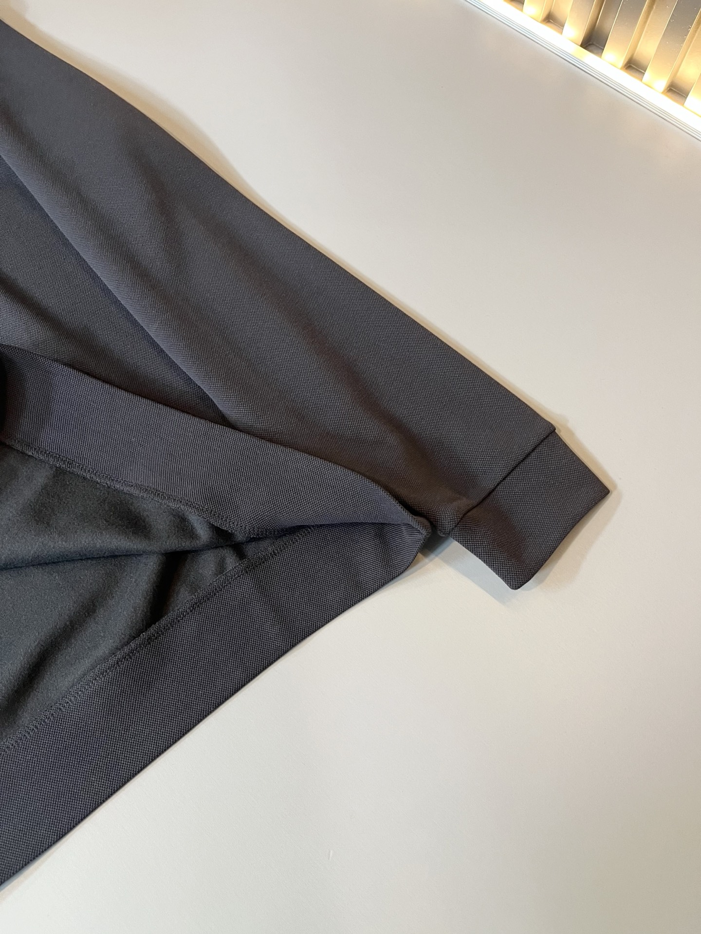 Ferraga*mo菲拉*慕 2025秋冬新款Polo衫，采用进口专属珠地棉面料！！简单菲拉*慕LOGO