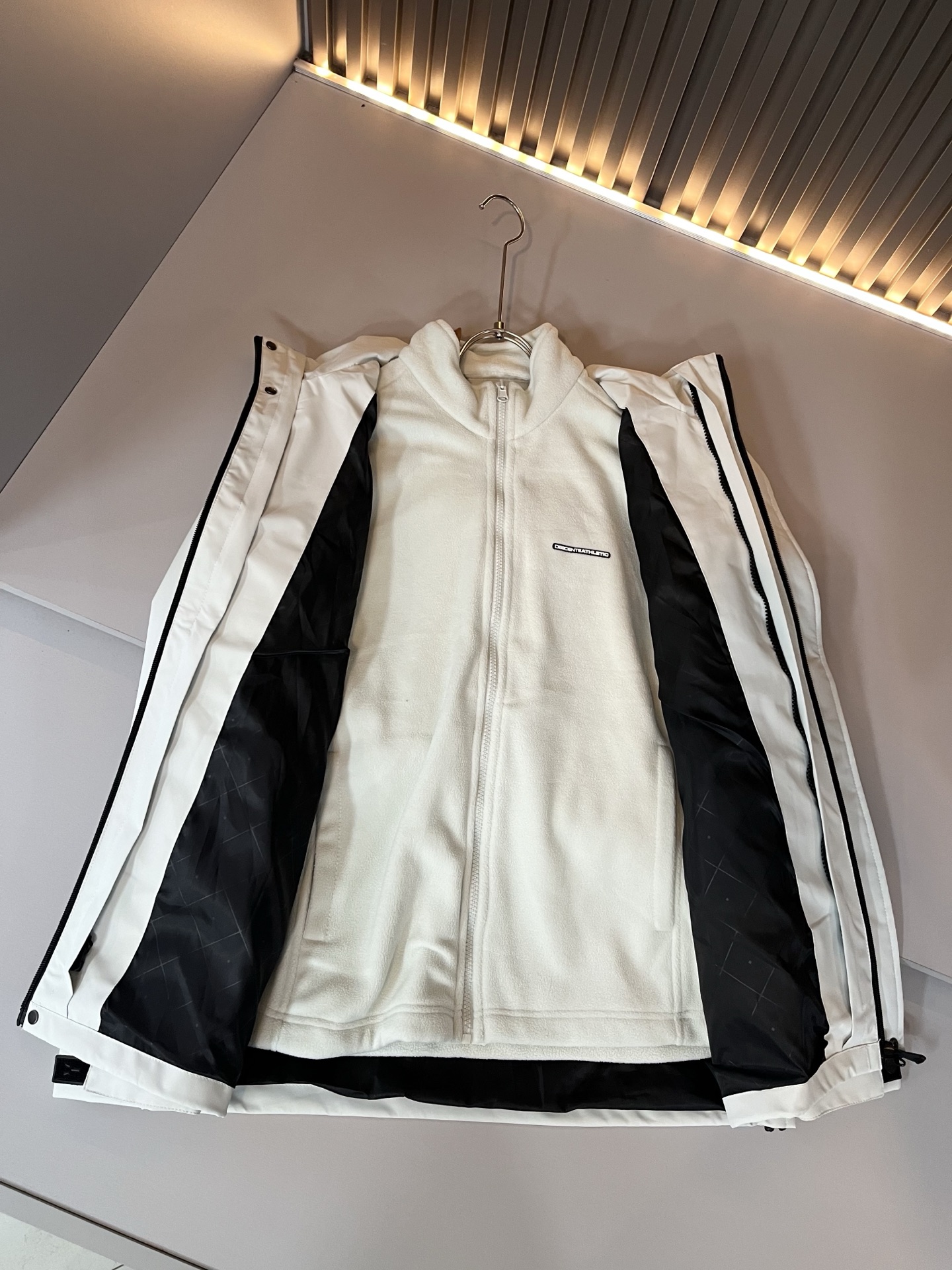 迪桑特DESCENTE ⚠️两件套！2025秋冬新款男女同款👫夹克外套，自1935年荣耀至今的专业运动品