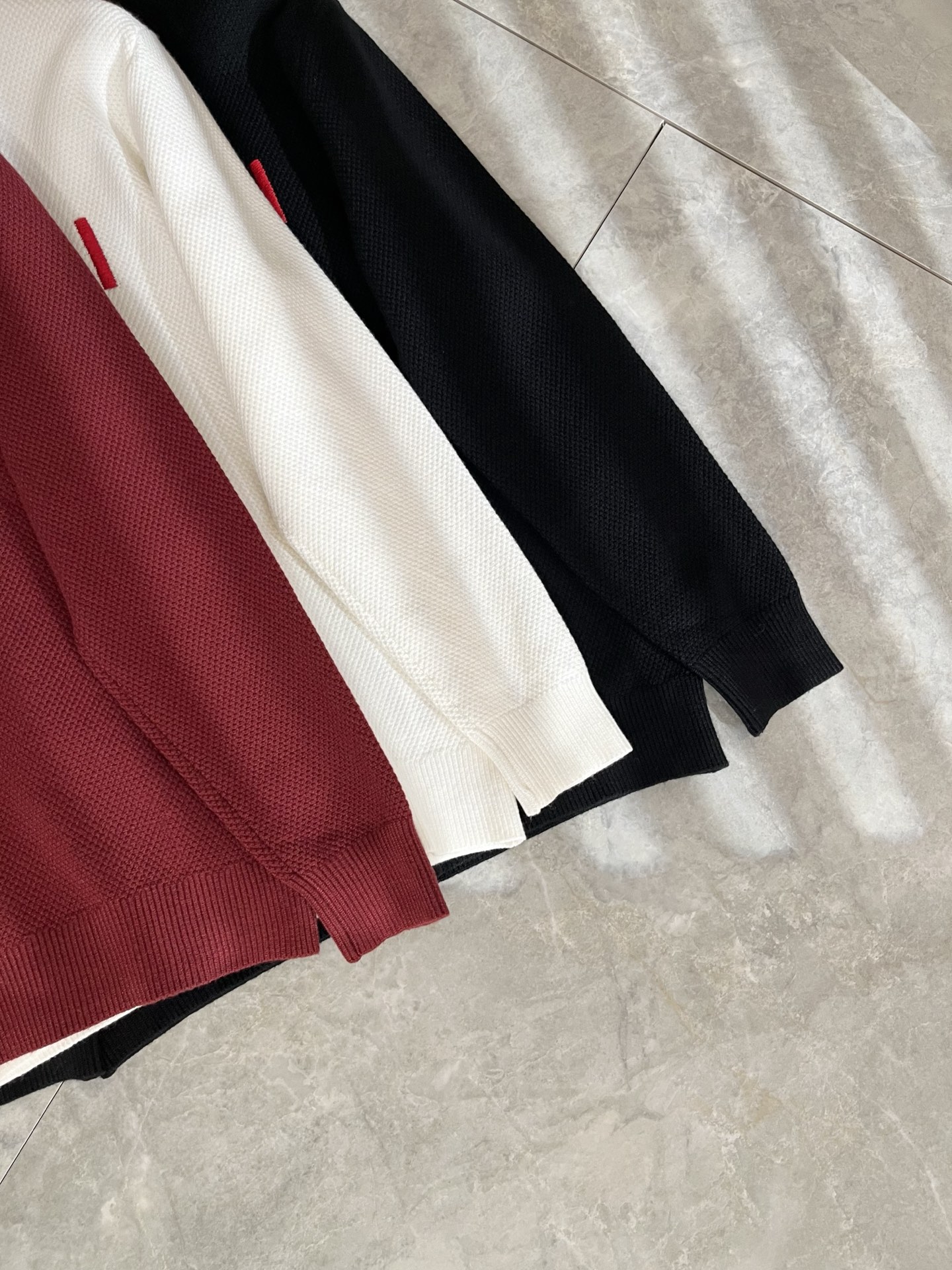 GUC*I 古家 2025秋冬新款男女同款👫 针织羊毛衫，胸前标志logo钩织设计！贸易公司渠道稀出，同