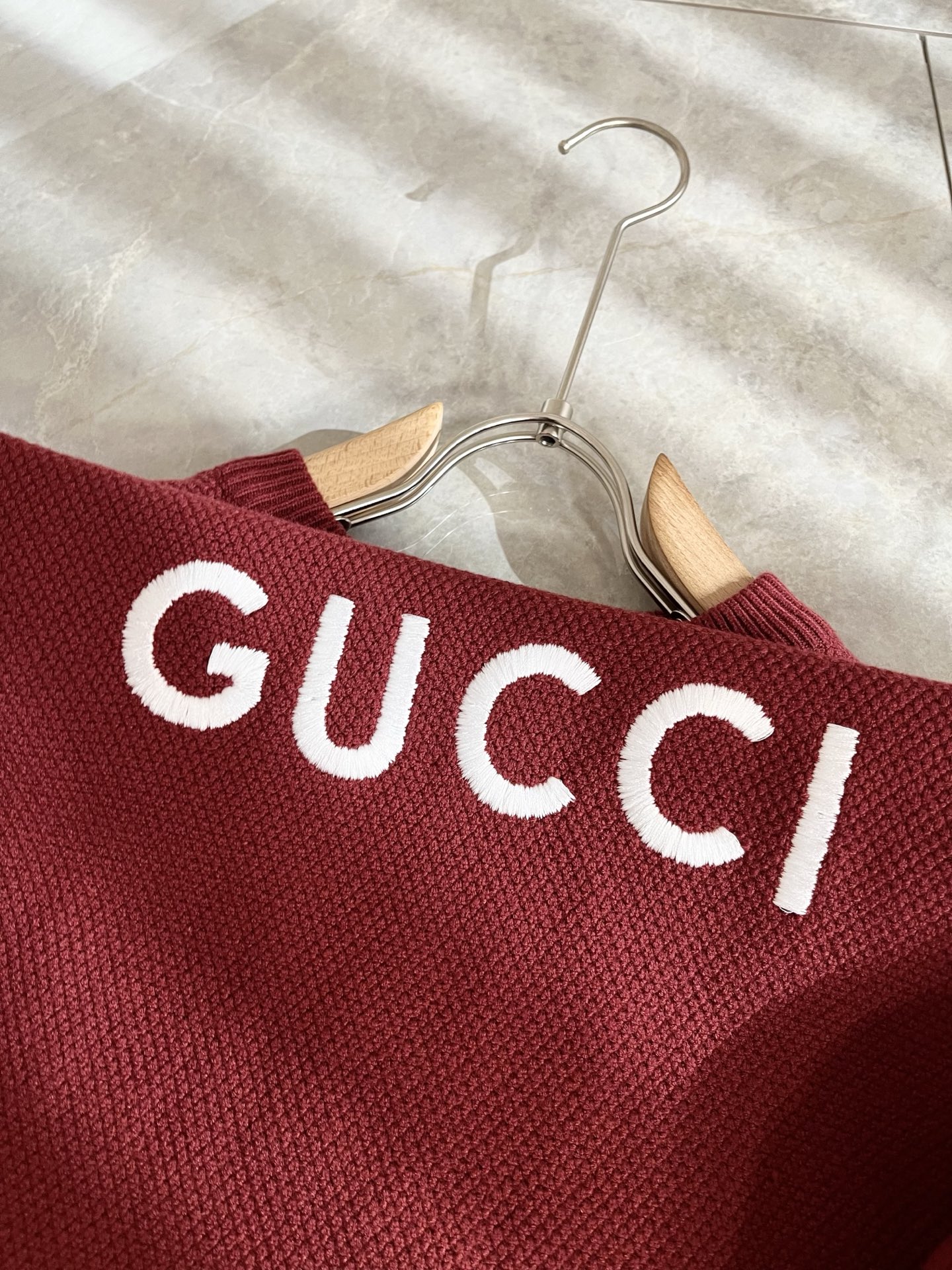 GUC*I 古家 2025秋冬新款男女同款👫 针织羊毛衫，胸前标志logo钩织设计！贸易公司渠道稀出，同