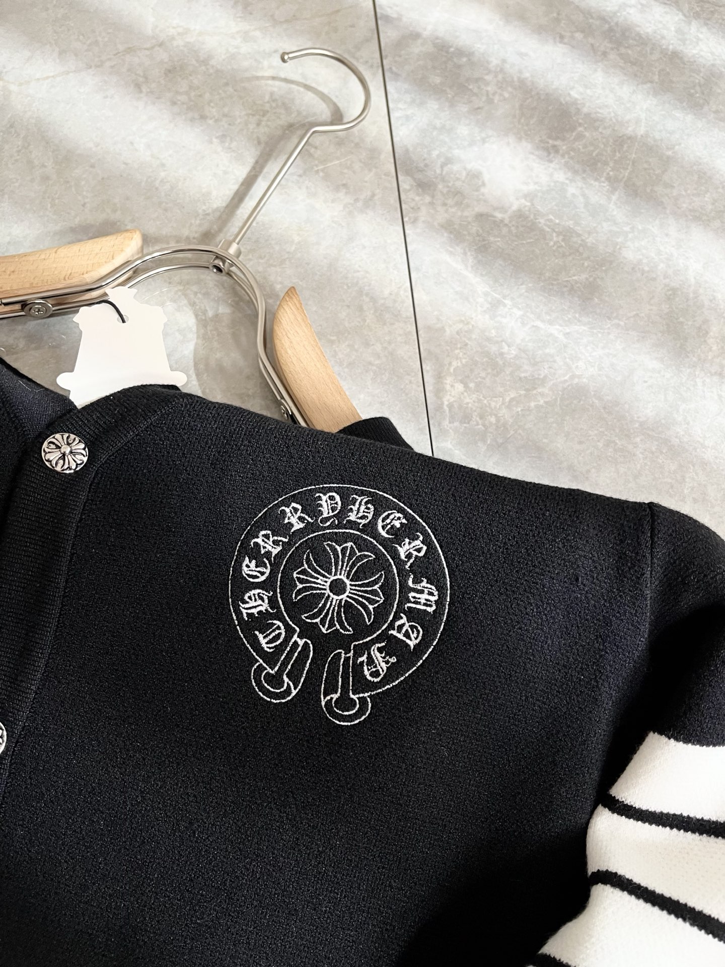 Chrome hear*s克*心 2025秋冬新款男女同款👫针织羊毛开衫，一款让你从心底认可秋冬必备羊毛