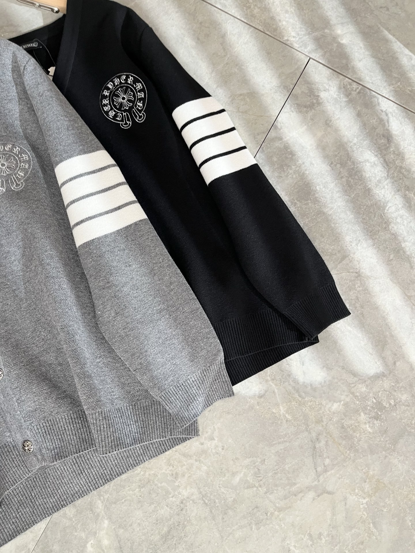 Chrome hear*s克*心 2025秋冬新款男女同款👫针织羊毛开衫，一款让你从心底认可秋冬必备羊毛