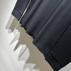 Bur*erry 巴*莉 2025秋冬新款男士长袖Polo衫,品牌最新设计元素!既不单调也不复杂,恰到好 Bur*erry 巴*莉 2025秋冬新款男士长袖Polo衫,品牌最新设计元素!既不单调也不复杂,恰到好