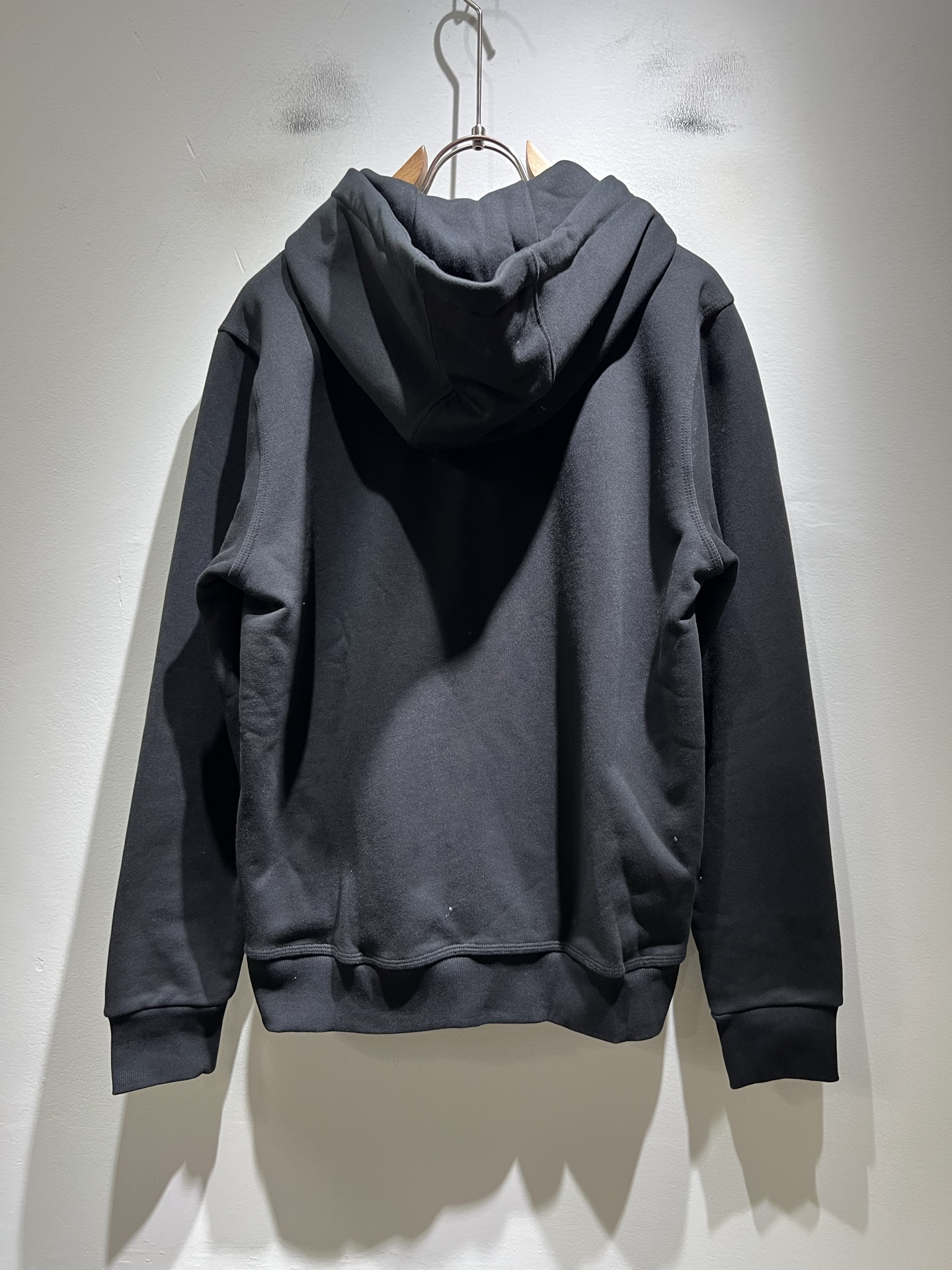 BURBER*Y巴*莉 2025秋冬新款男女同款👫基础休闲百搭棉质连帽卫衣，男女同款卫衣！贸易公司渠道稀