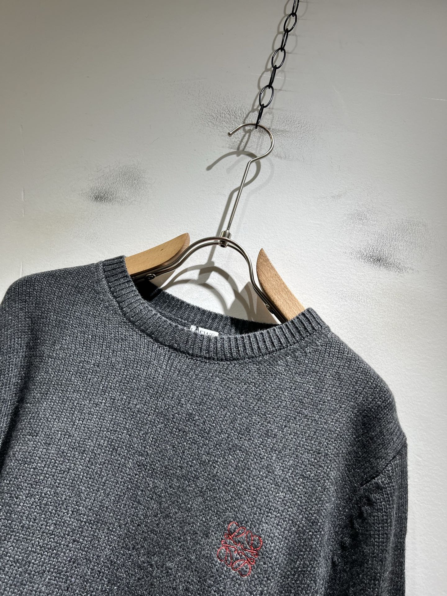 LO*WE/罗*威2025秋冬新款针织羊毛衫，贸易公司渠道货，2025年最新品，官柜同步售卖，经典明星级