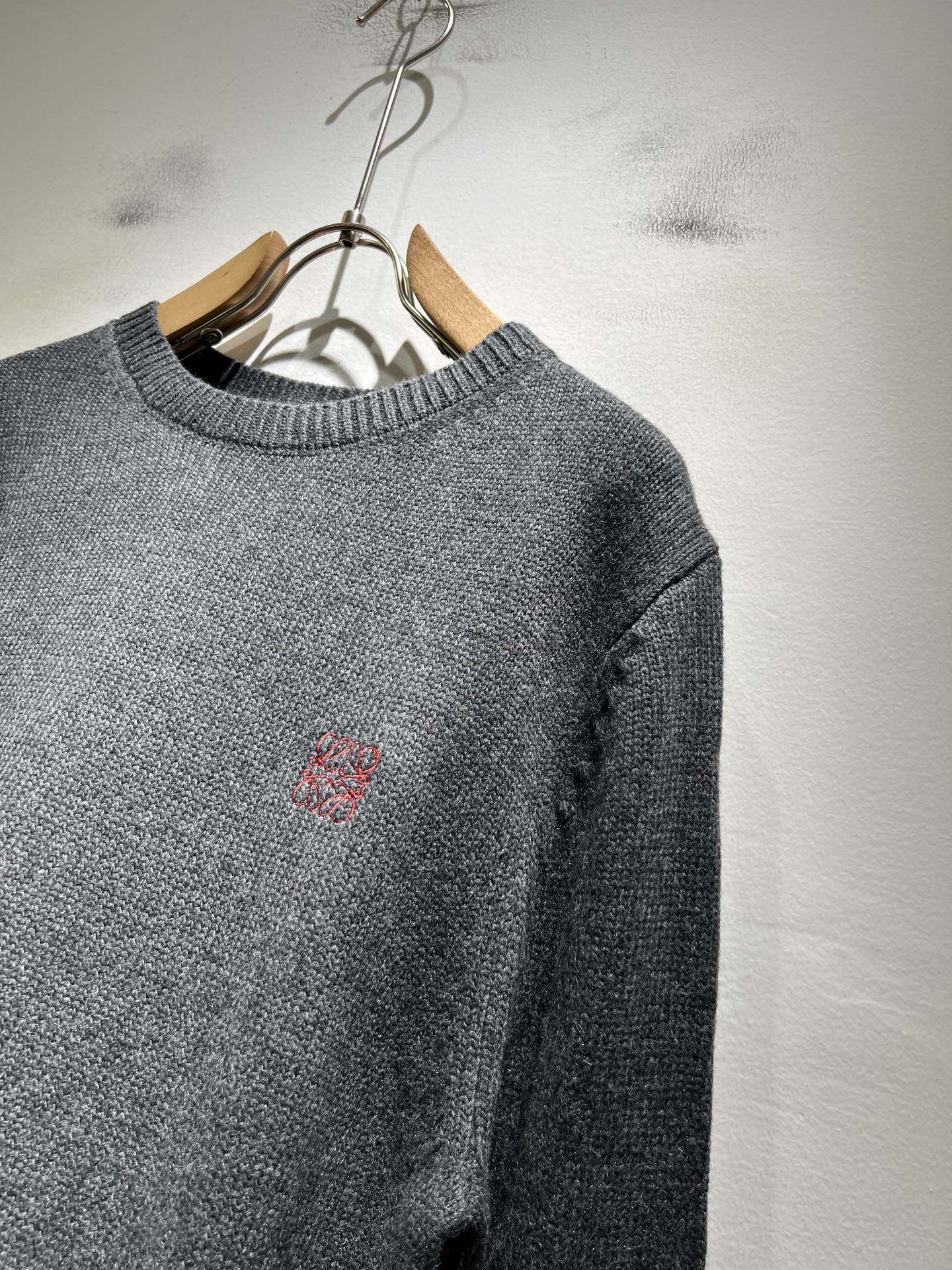 LO*WE/罗*威2025秋冬新款针织羊毛衫，贸易公司渠道货，2025年最新品，官柜同步售卖，经典明星级