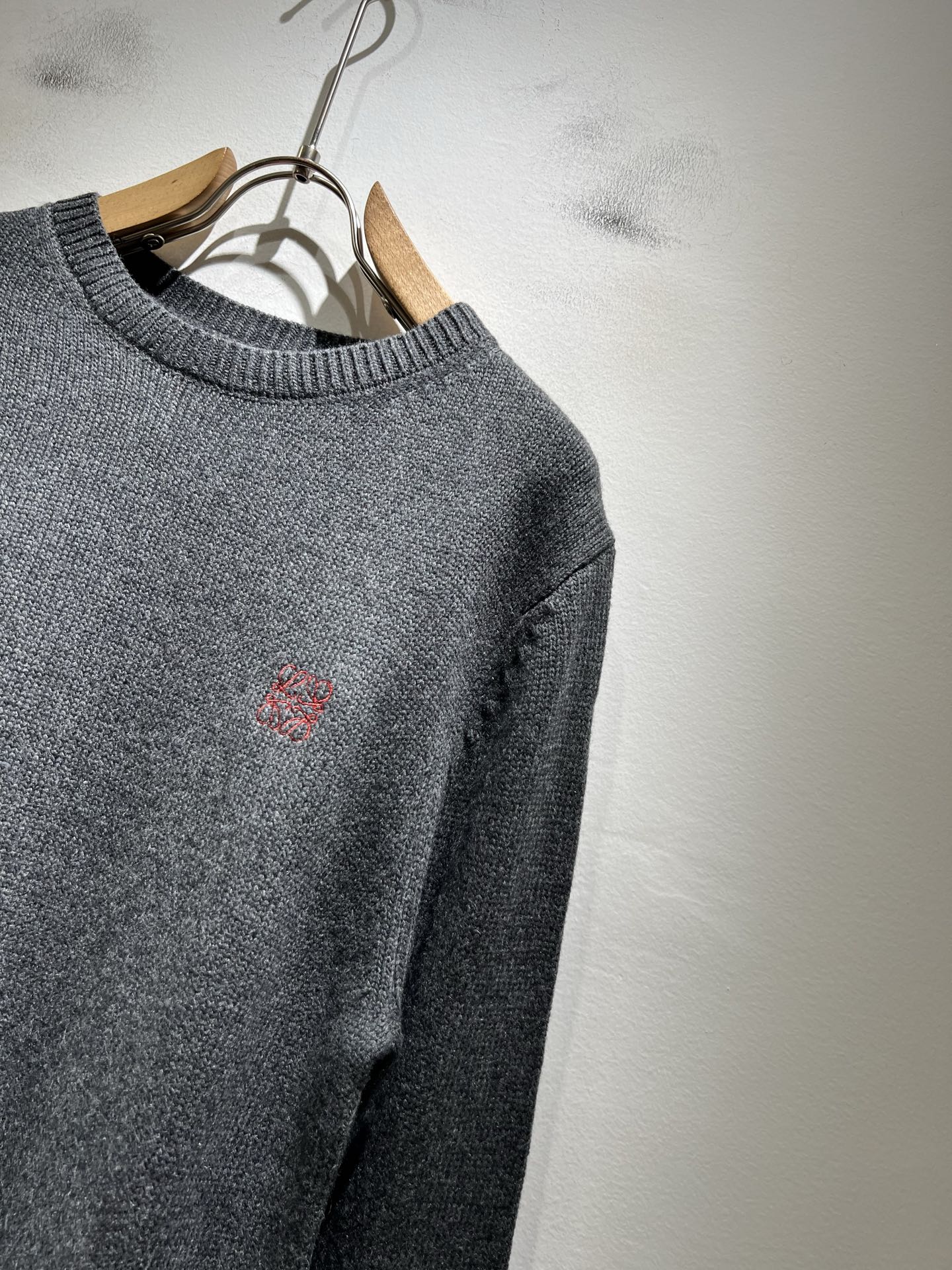 LO*WE/罗*威2025秋冬新款针织羊毛衫，贸易公司渠道货，2025年最新品，官柜同步售卖，经典明星级