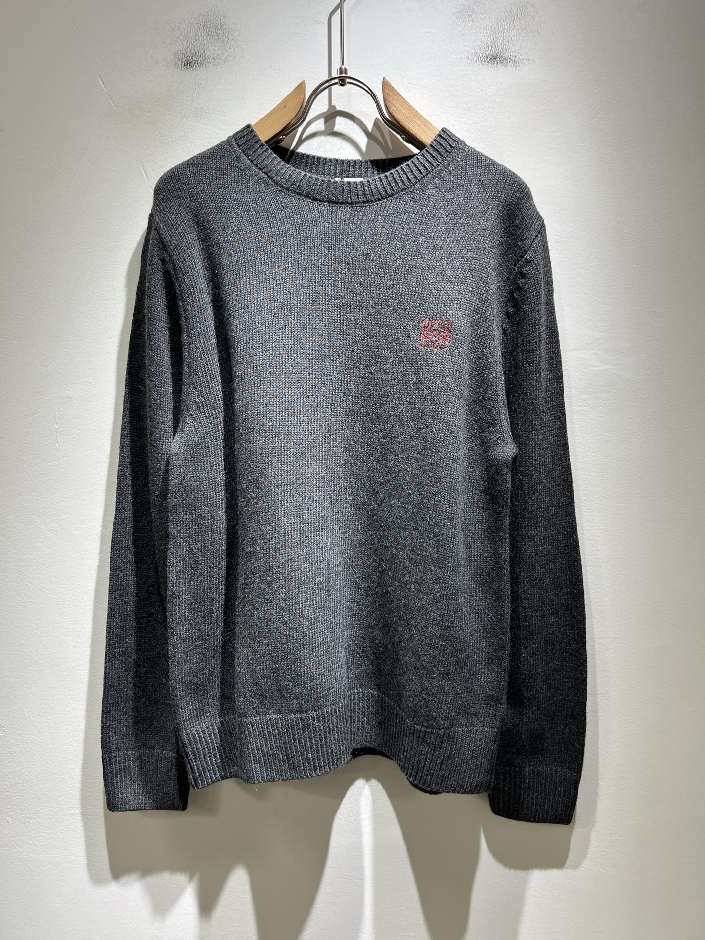 LO*WE/罗*威2025秋冬新款针织羊毛衫，贸易公司渠道货，2025年最新品，官柜同步售卖，经典明星级