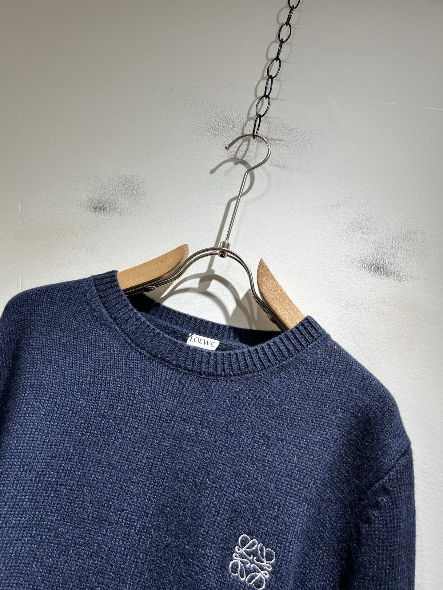 LO*WE/罗*威2025秋冬新款针织羊毛衫，贸易公司渠道货，2025年最新品，官柜同步售卖，经典明星级