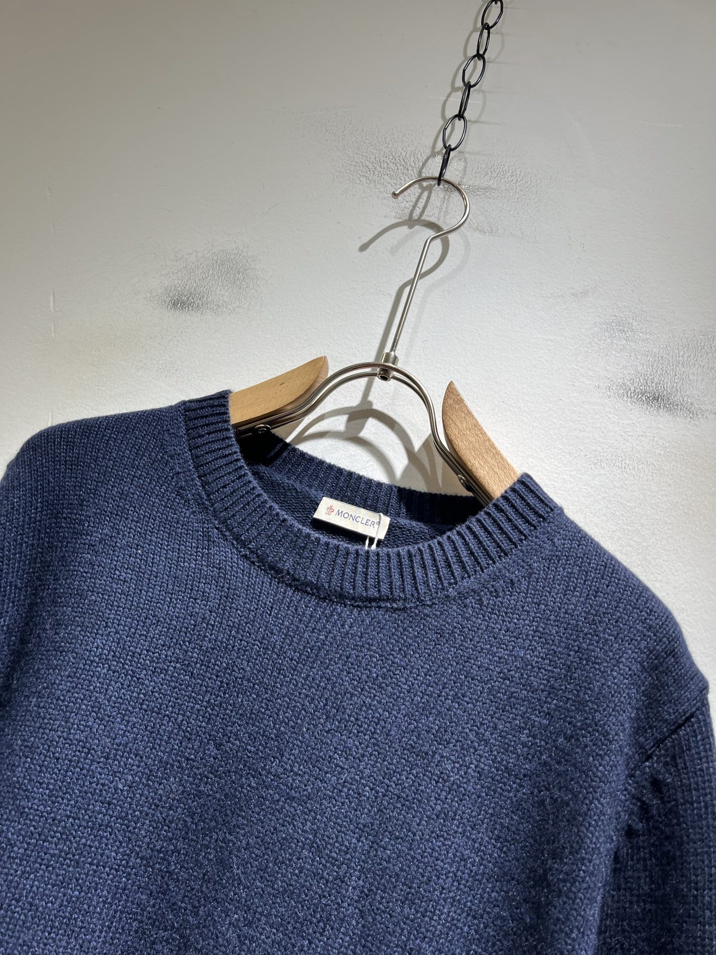 Moncl*r蒙*口 2025秋冬男女同款情侣款👫最新的贸易订单针织羊毛衫，全品相！！网红款！工艺采用针