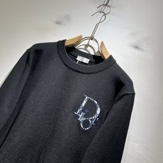 Dio*迪家 2025秋冬新款男女同款👫针织羊毛衫,专柜同步发售!定制专属羊毛🐑面料,从容百搭,档次极高 Dio*迪家 2025秋冬新款男女同款👫针织羊毛衫,专柜同步发售!定制专属羊毛🐑面料,从容百搭,档次极高