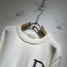 Dio*迪家 2025秋冬新款男女同款👫针织羊毛衫,专柜同步发售!定制专属羊毛🐑面料,从容百搭,档次极高 Dio*迪家 2025秋冬新款男女同款👫针织羊毛衫,专柜同步发售!定制专属羊毛🐑面料,从容百搭,档次极高